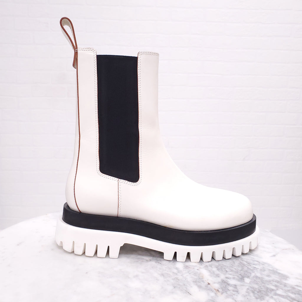 EMILIO PUCCI WHITE MOTO BOOTS - SIZE 39