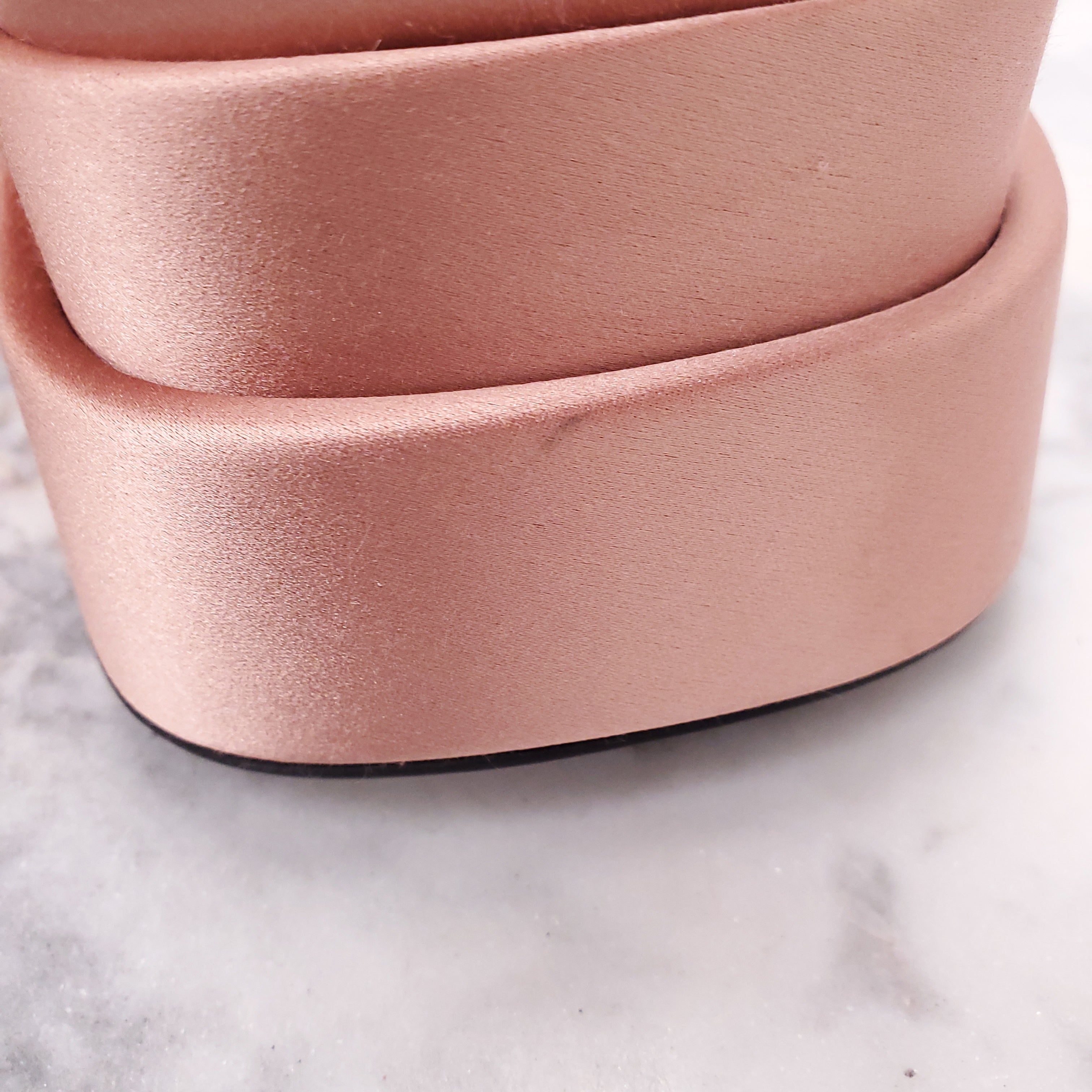 VERSACE CHAMPAGNE MEDUSA AEVITA SATIN PLATFORM PUMPS - SIZE 41 ($1325)