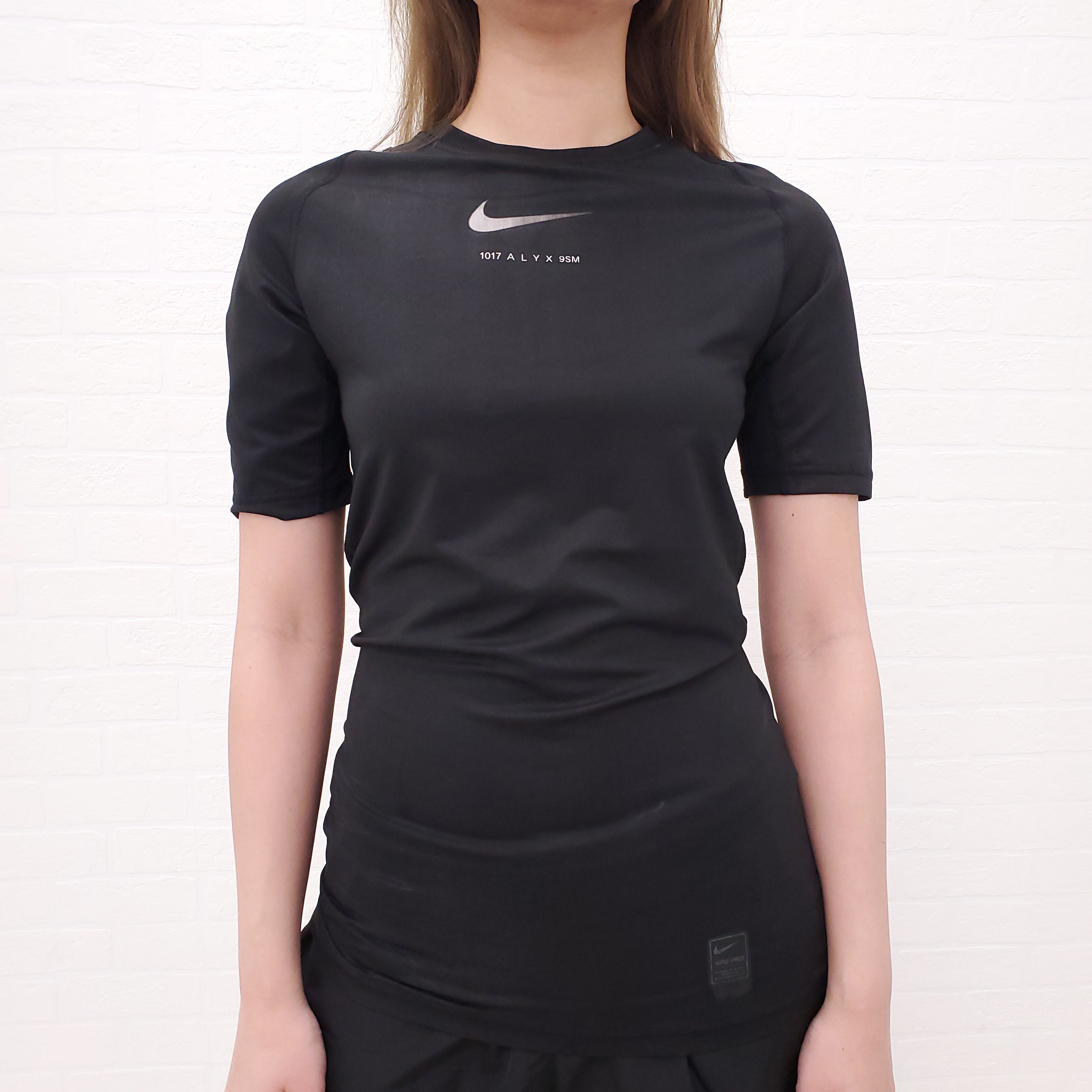 1017 ALYX 9SM X NIKE BLACK TSHIRT - SIZE S