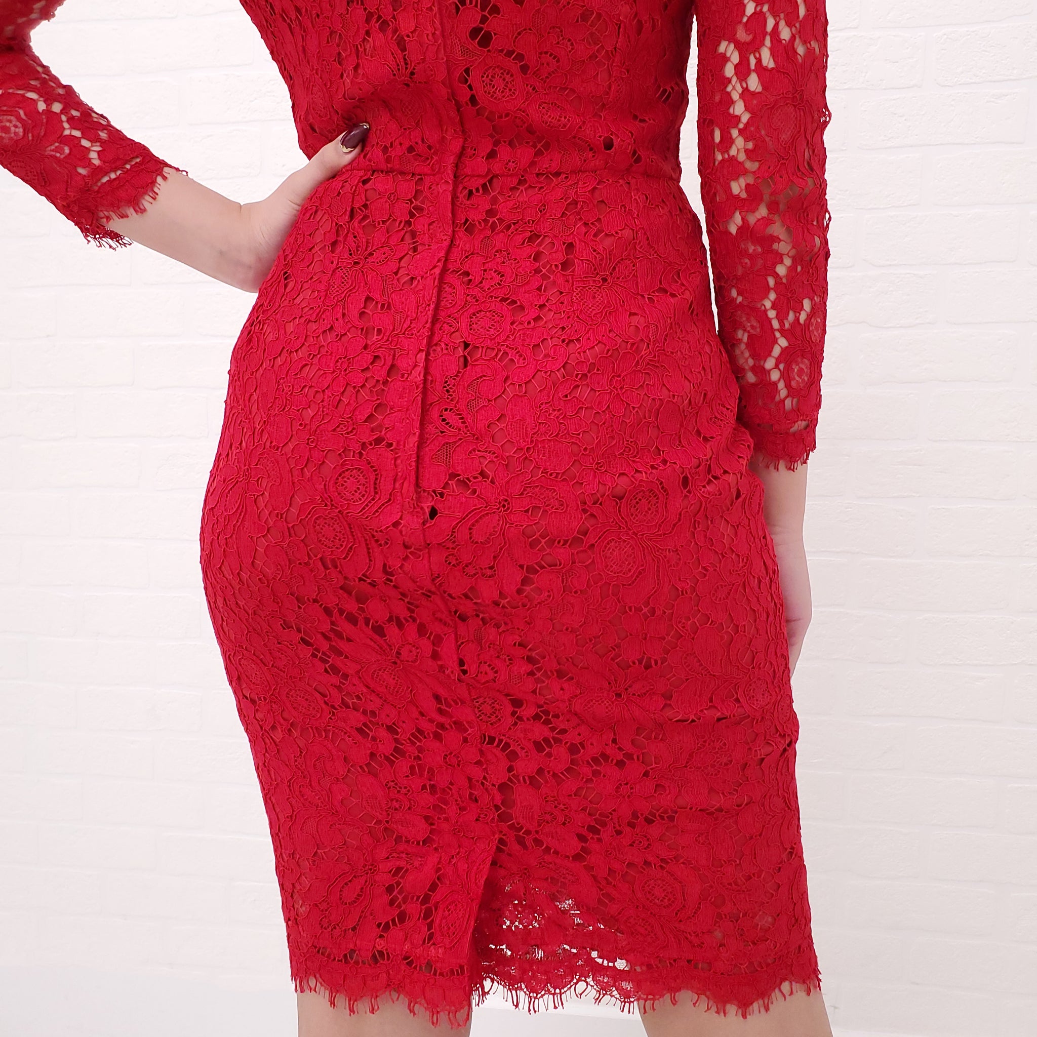 DOLCE GABBANA RED LACE DRESS SIZE 38 Rewind Couture