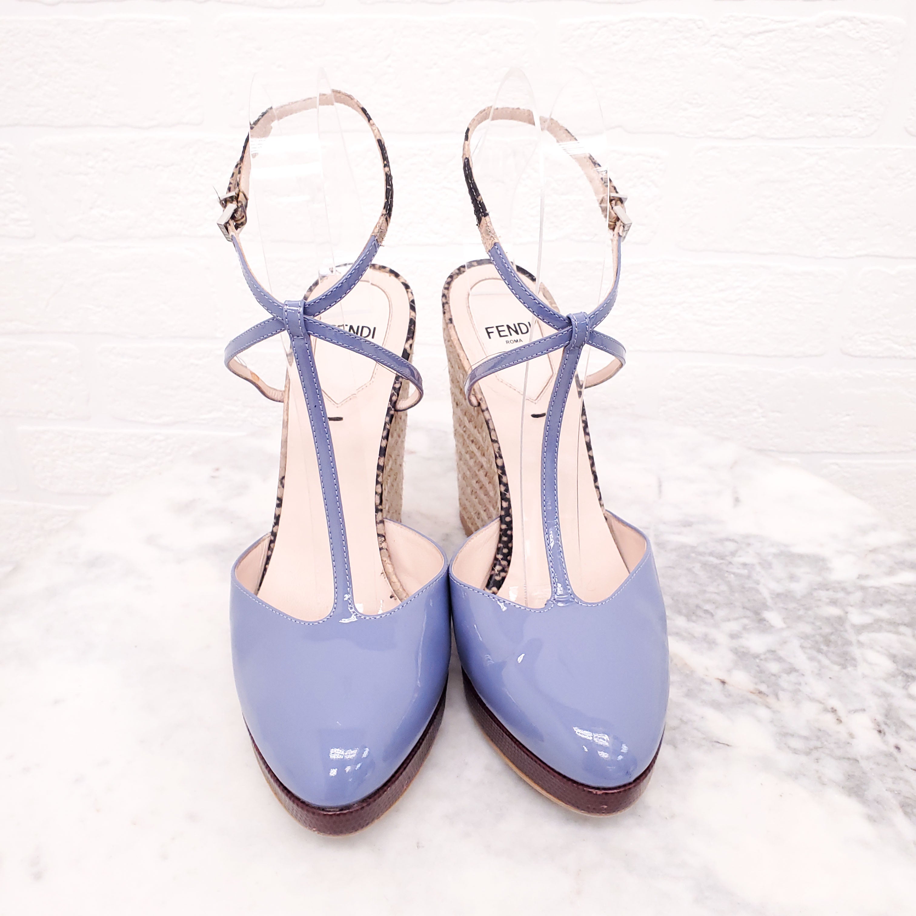 FENDI LAVENDER PATENT PLATFORM SANDALS - SIZE 38