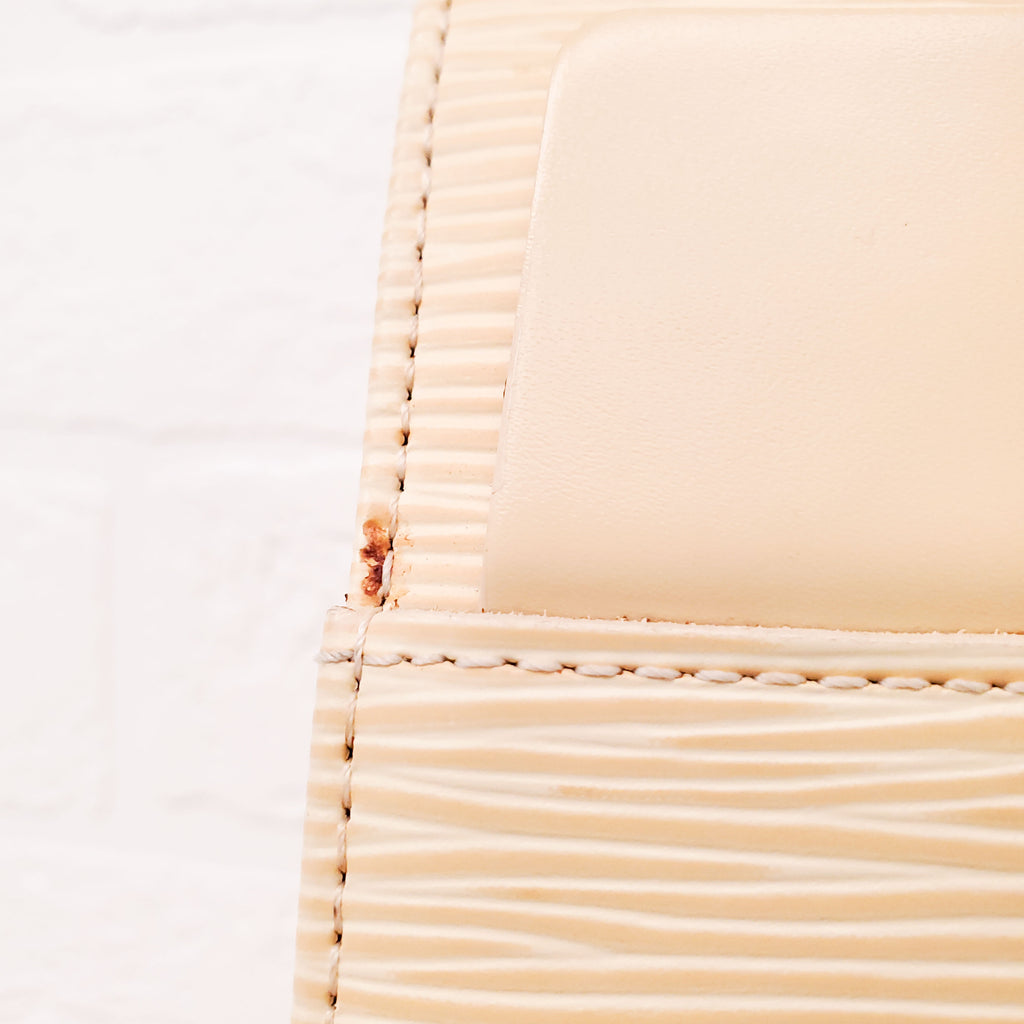 LOUIS VUITTON CROISETTE YELLOW PM