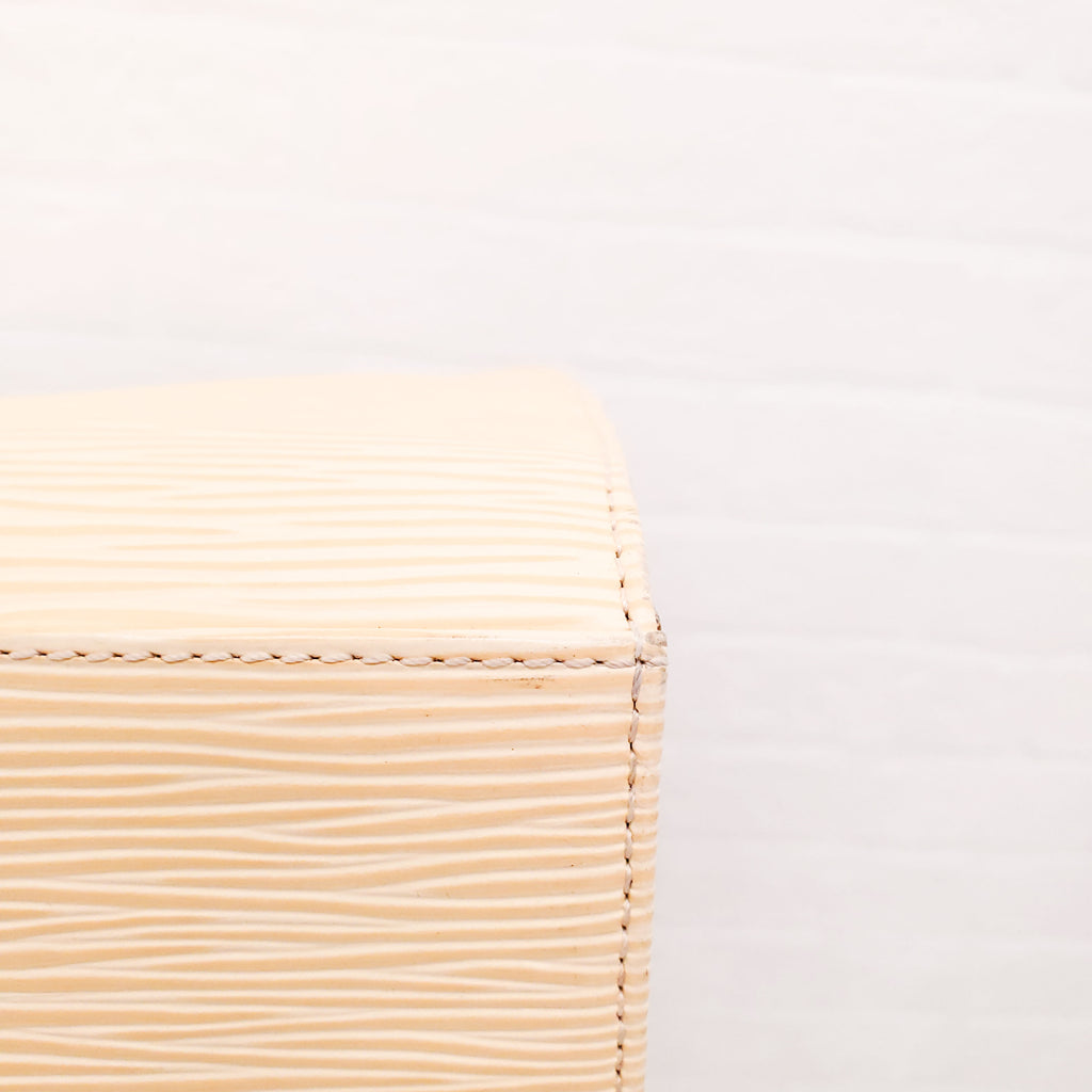 LOUIS VUITTON CROISETTE YELLOW PM