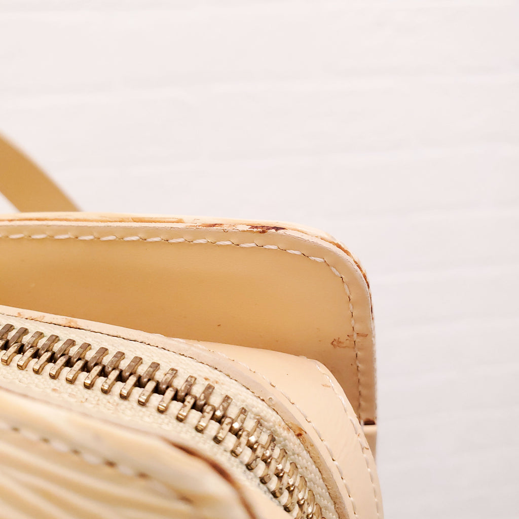 LOUIS VUITTON CROISETTE YELLOW PM