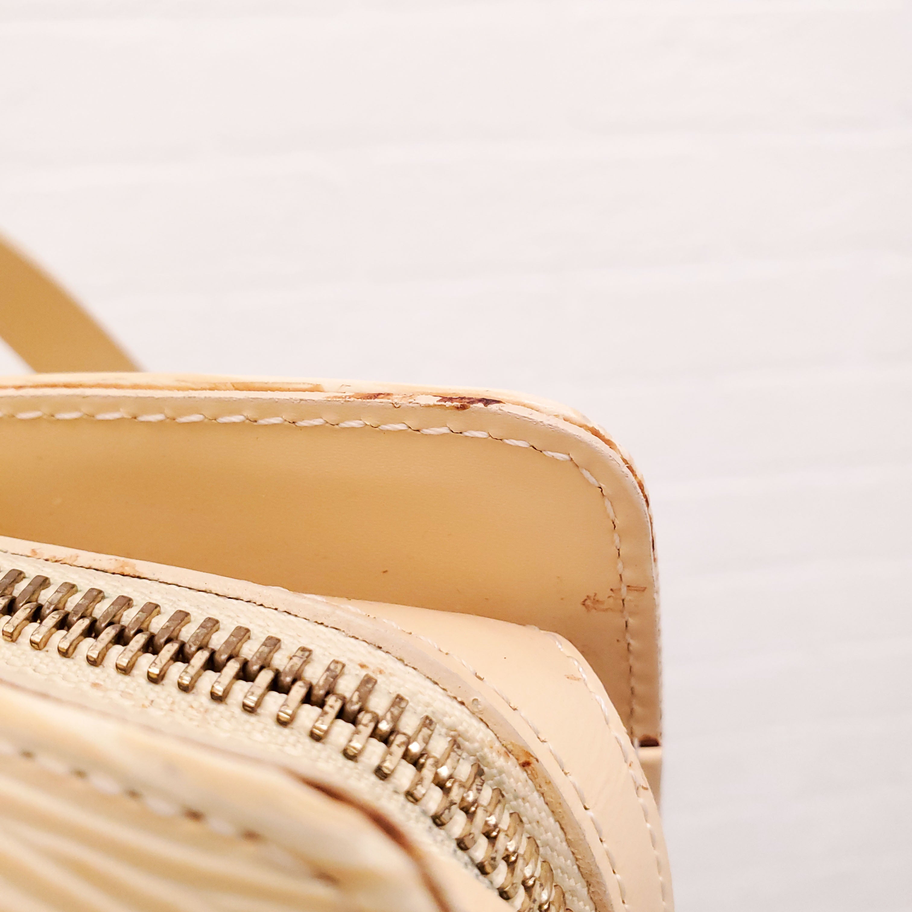 LOUIS VUITTON CROISETTE YELLOW PM