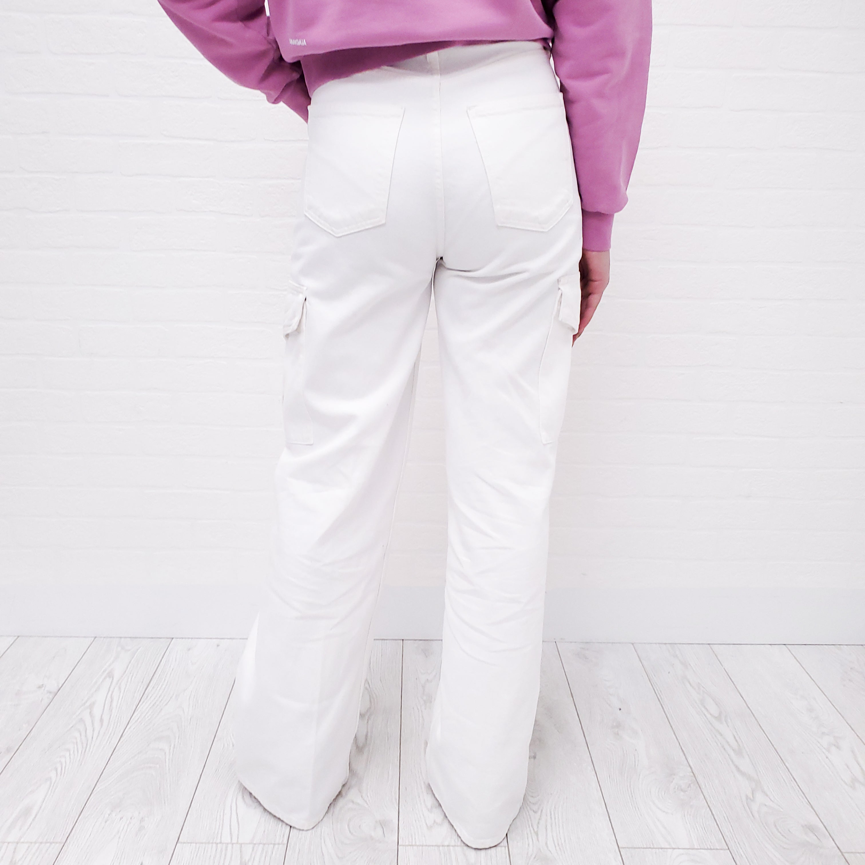 AGOLDE WHITE CARGO DENIM - SIZE 24