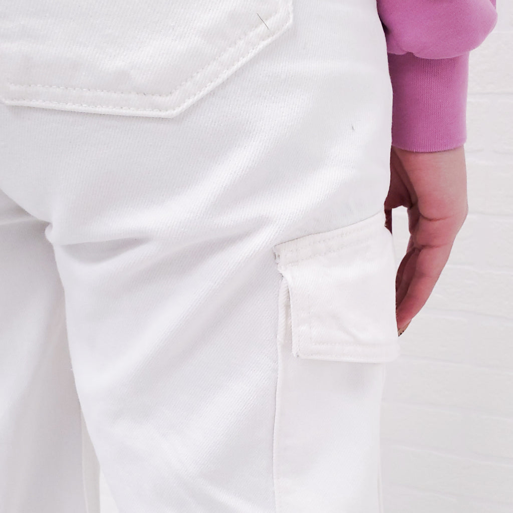 AGOLDE WHITE CARGO DENIM - SIZE 24