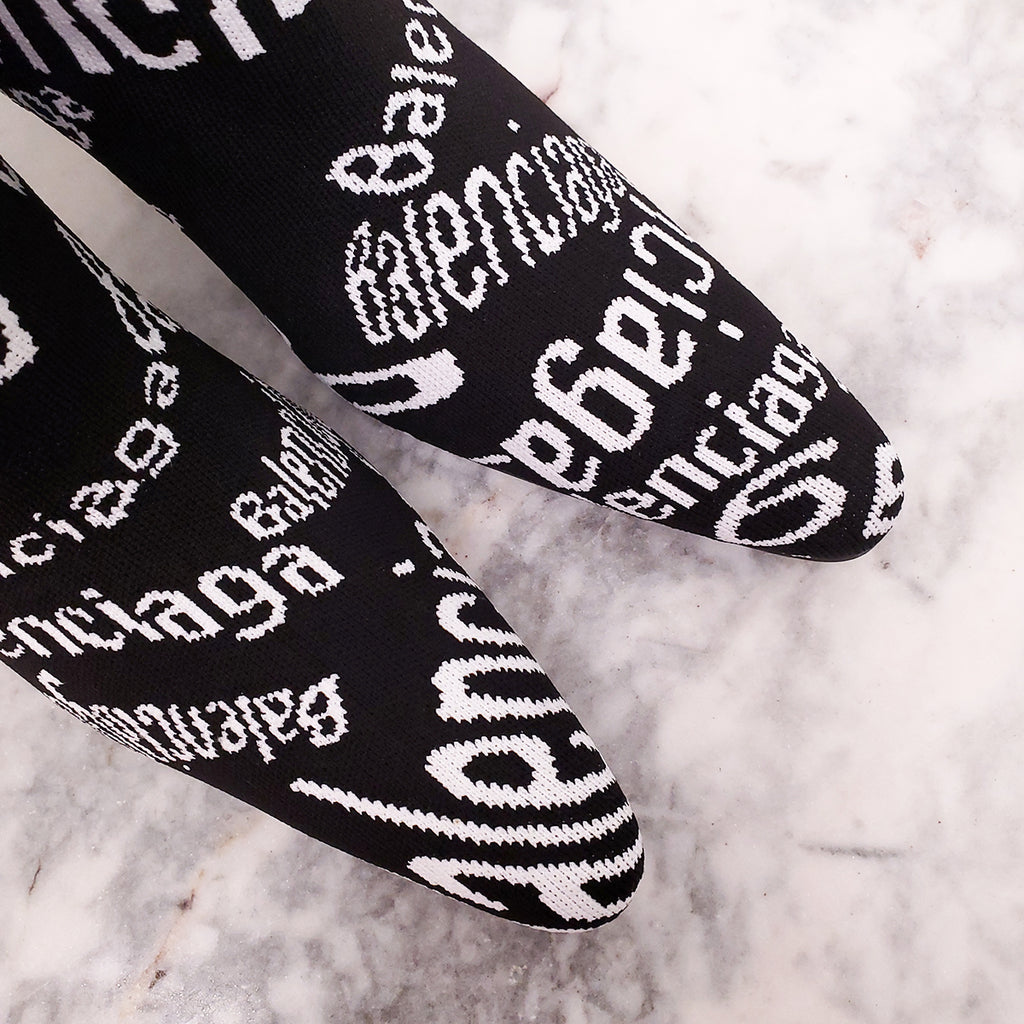 BALENCIAGA BLACK LOGO BOOTIES - SIZE 37