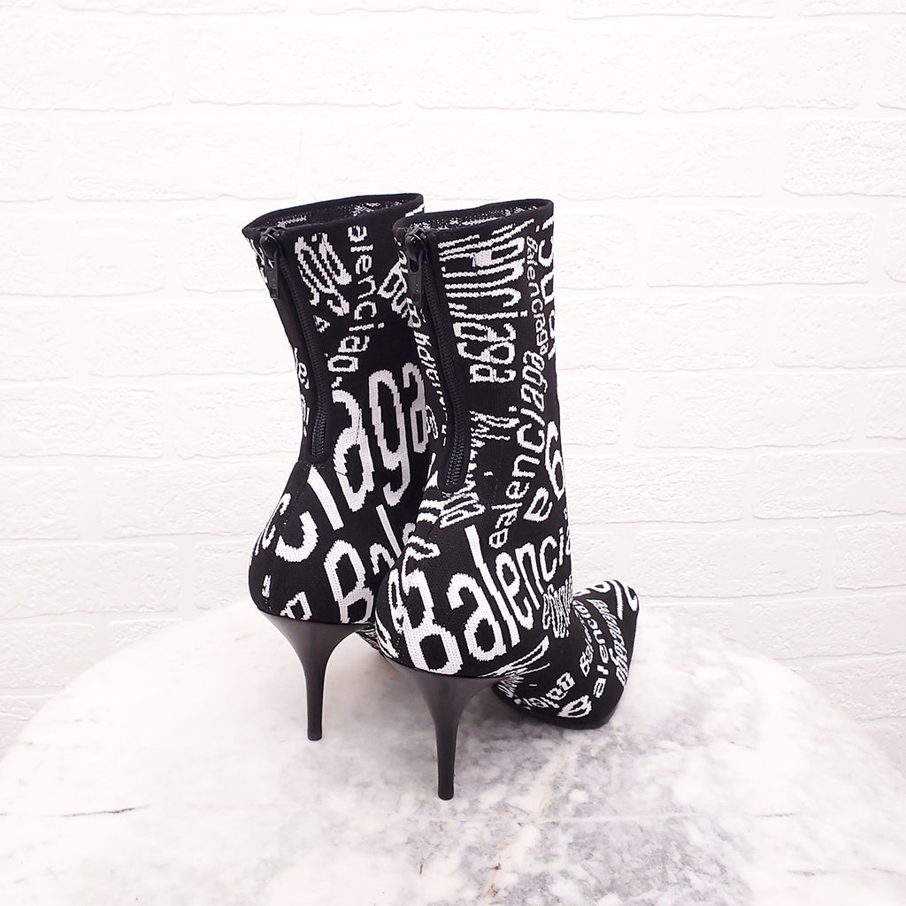 BALENCIAGA BLACK LOGO BOOTIES - SIZE 37