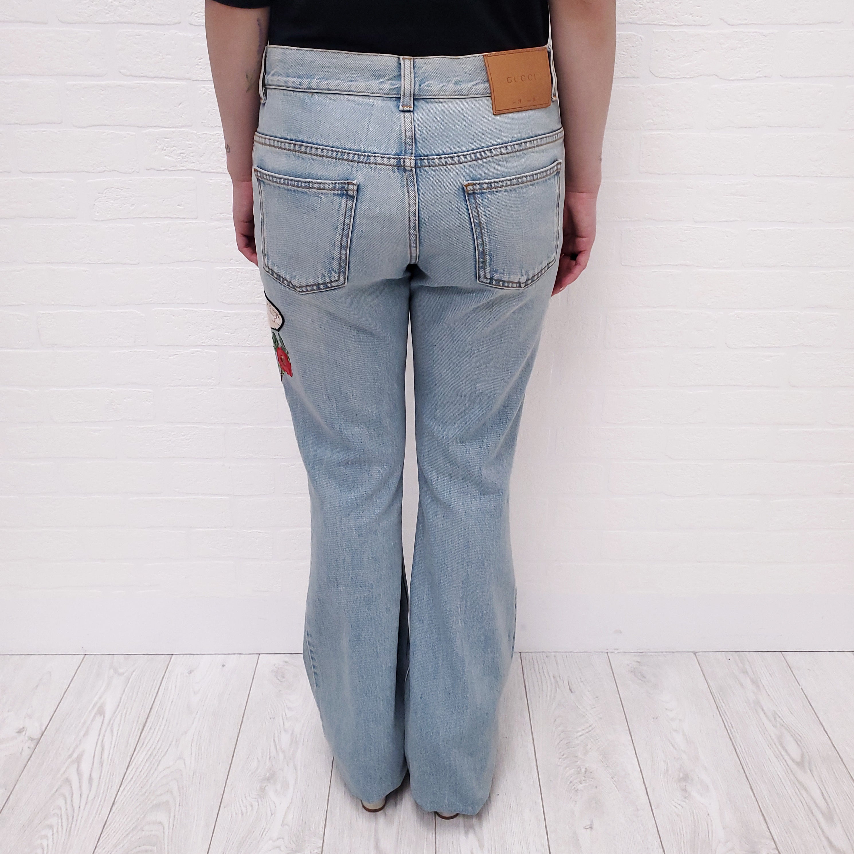 GUCCI BEE EMBROIDERED FLARED JEANS - SIZE 26