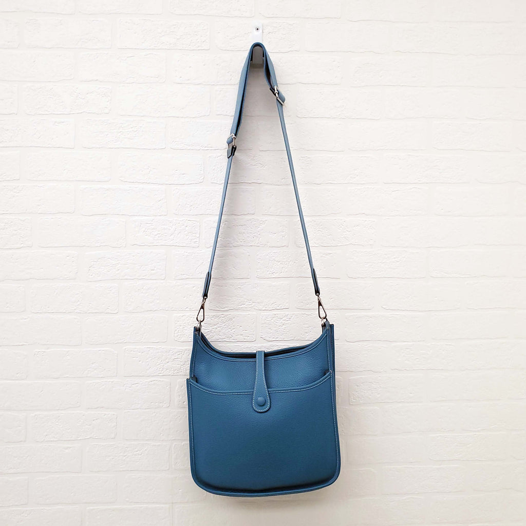HERMÈS 'DEEP BLUE' EVELYNE 29