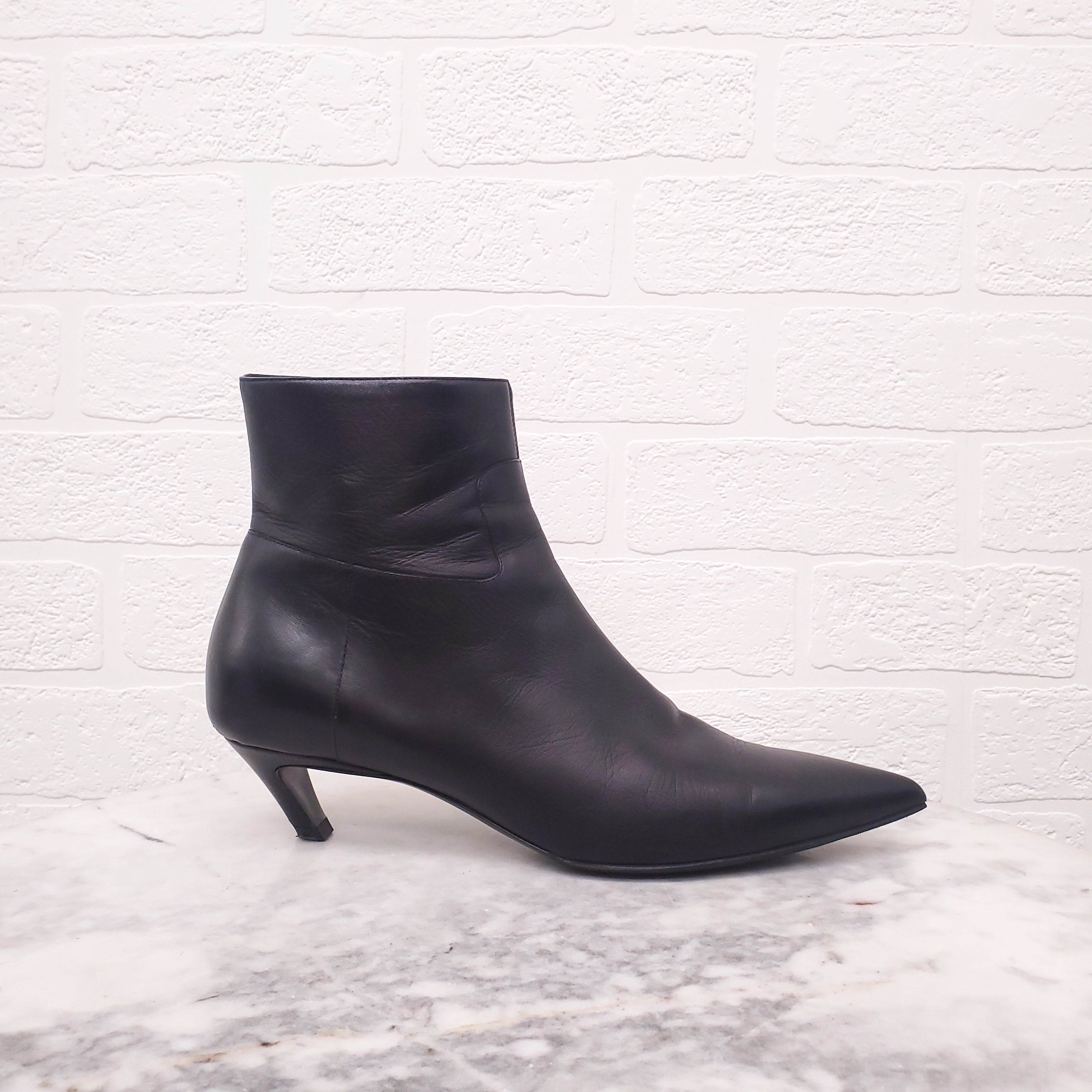 BALENCIAGA BLACK KITTEN HEEL KNIFE BOOTIES - SIZE 38.5