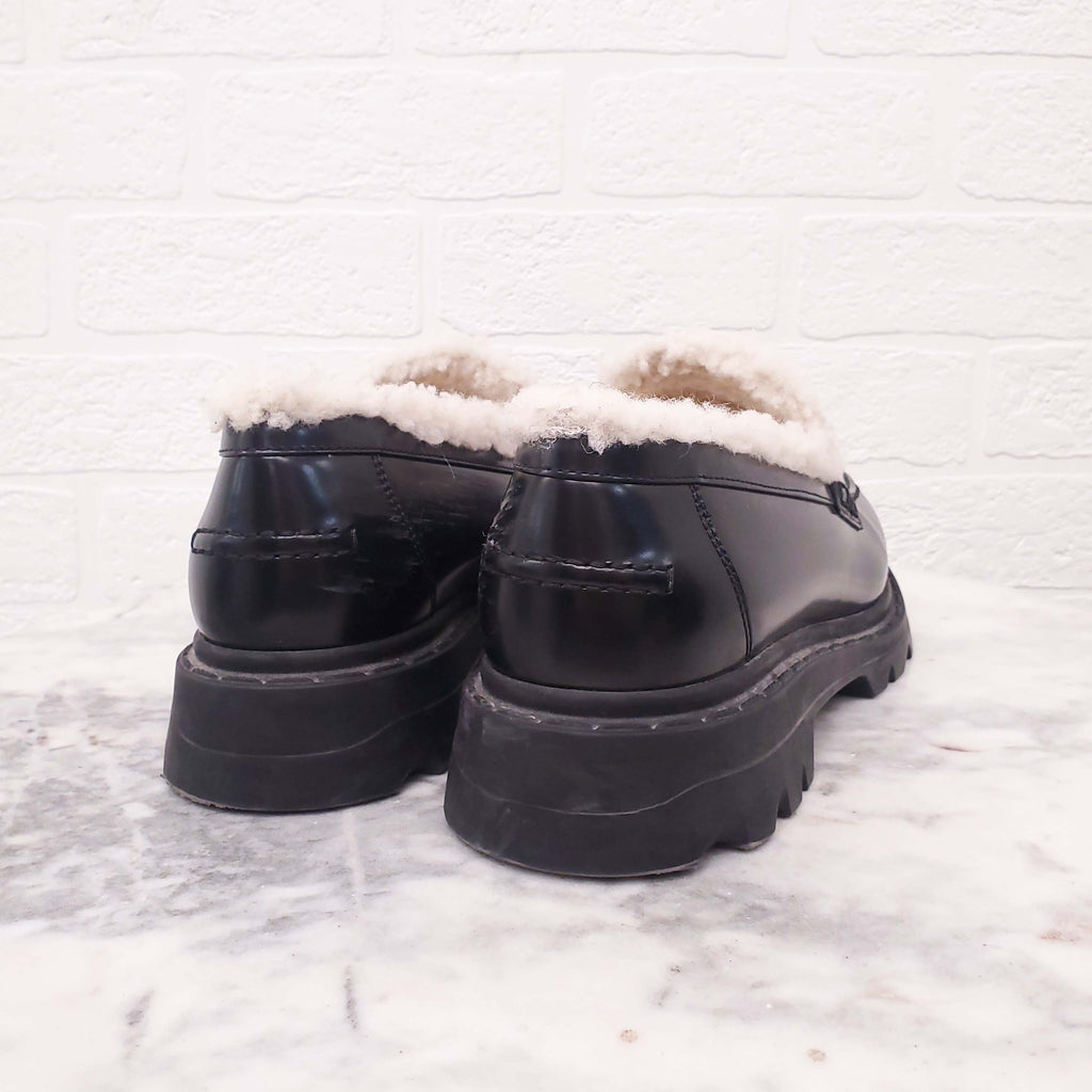 CHRISTIAN DIOR BLACK LEATHER LOAFERS WITH SHEARLING DETAIL - SIZE 38.5