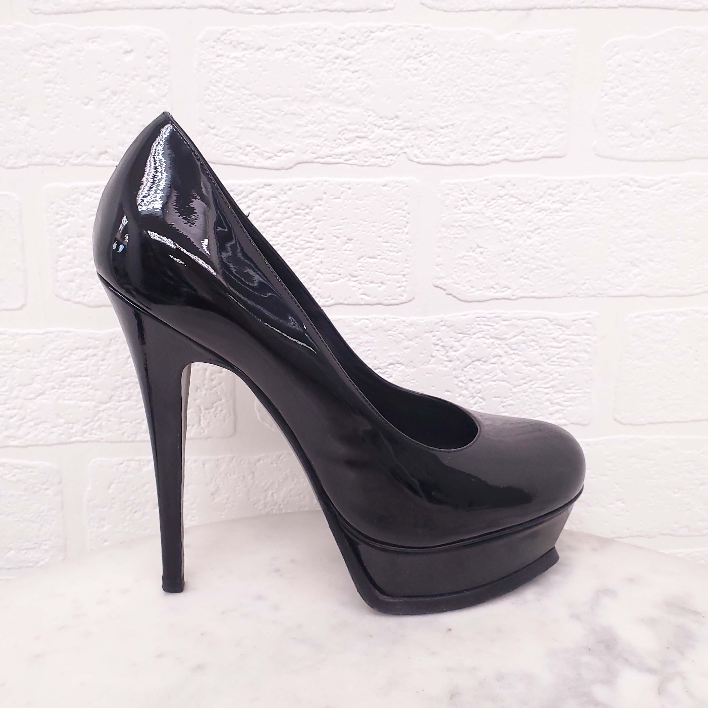 SAINT LAURENT BLACK PATENT PLATFORM PUMPS - SIZE 37