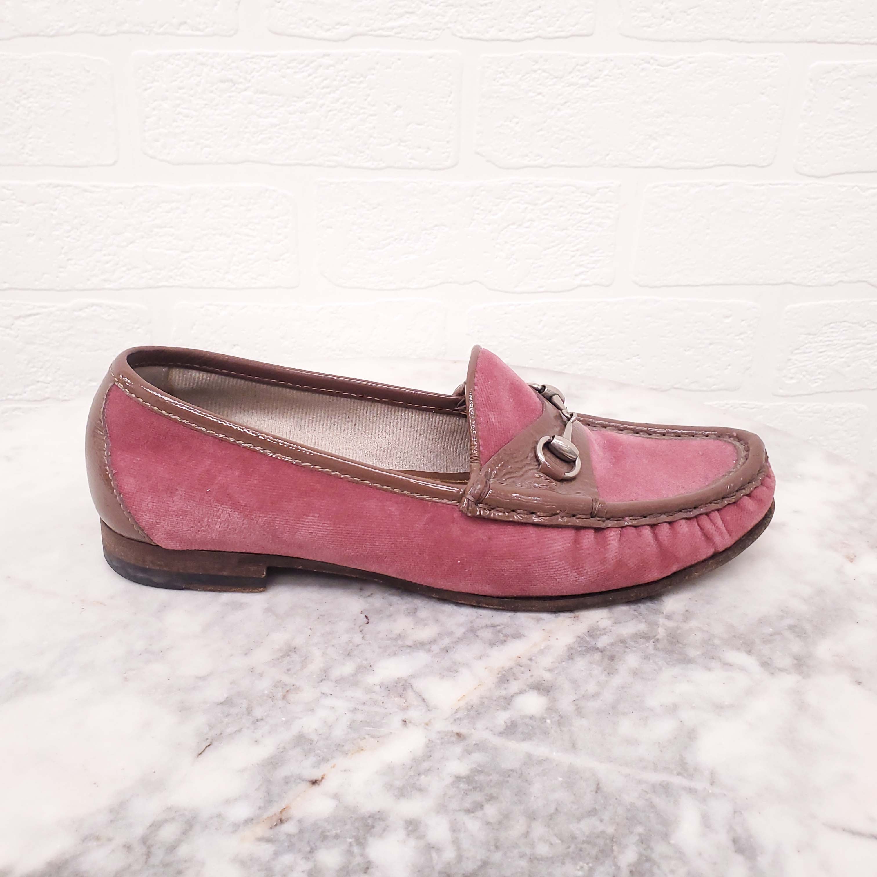 GUCCI PINK SUEDE LOAFERS - SIZE 36.5