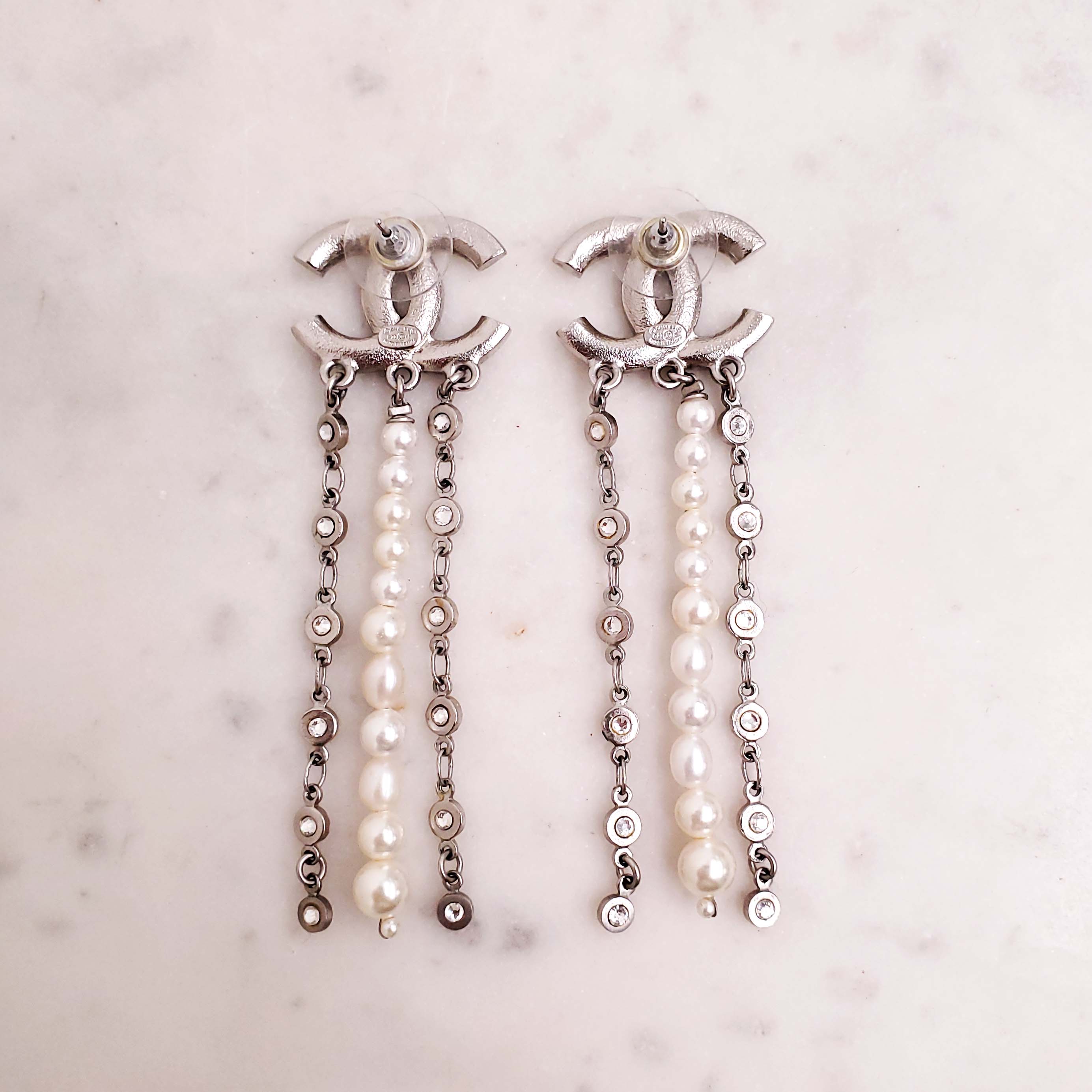 CHANEL CRYSTAL PEARL DROP EARRINGS
