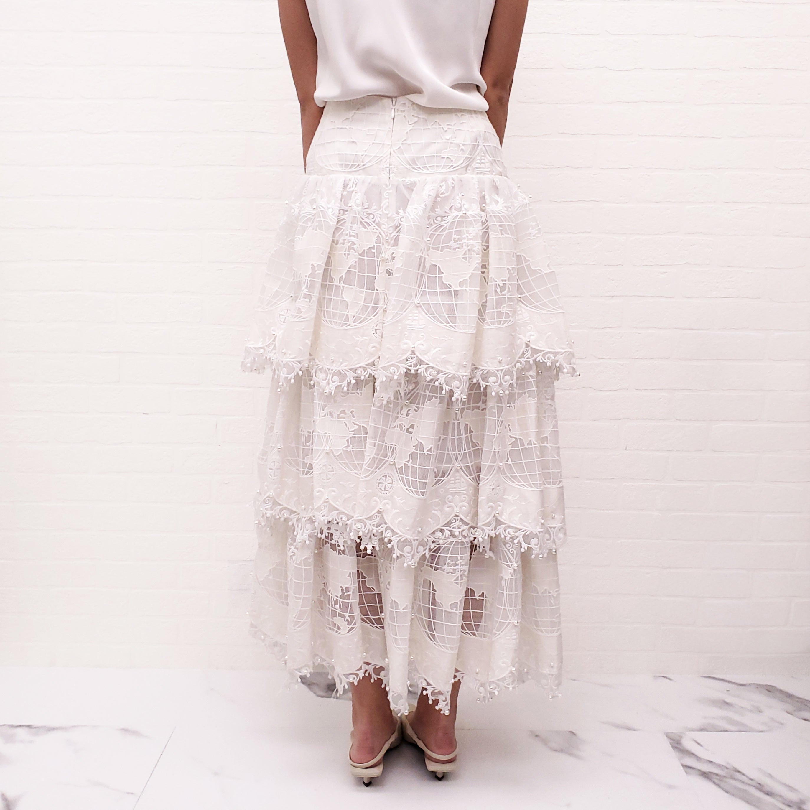ZIMMERMANN WHITE EMBELLISHED TIERED MAXI SKIRT - SIZE 3 (SIZE US 10)