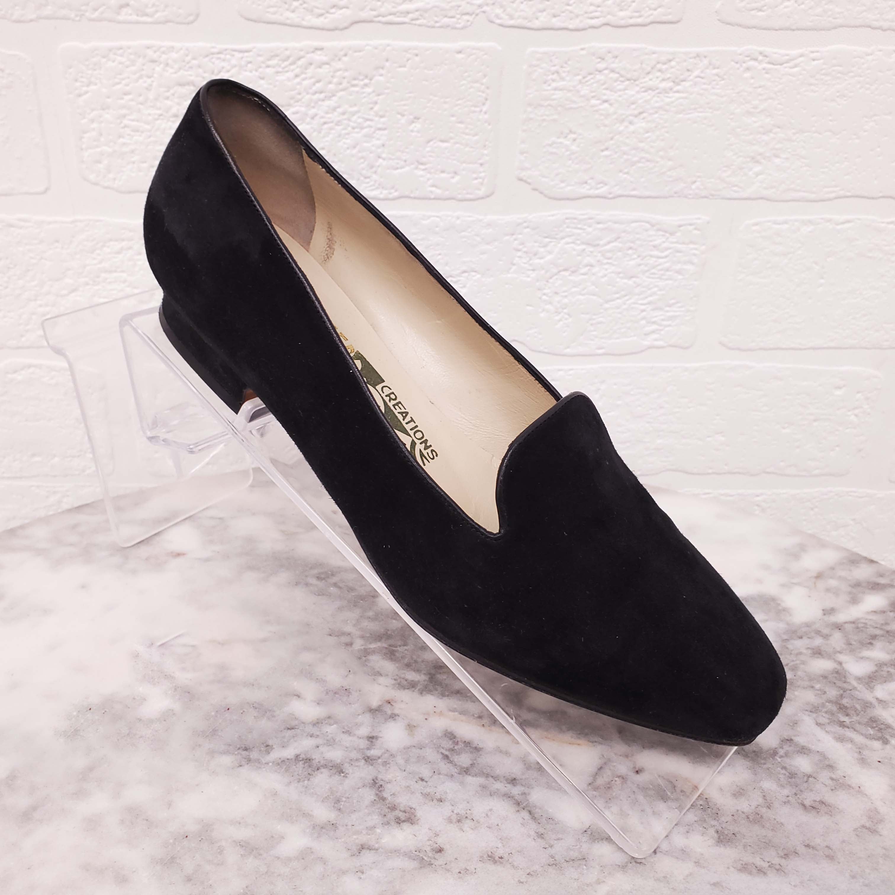 SALVATORE FERRAGAMO VINTAGE SUEDE FLATS - SIZE 5