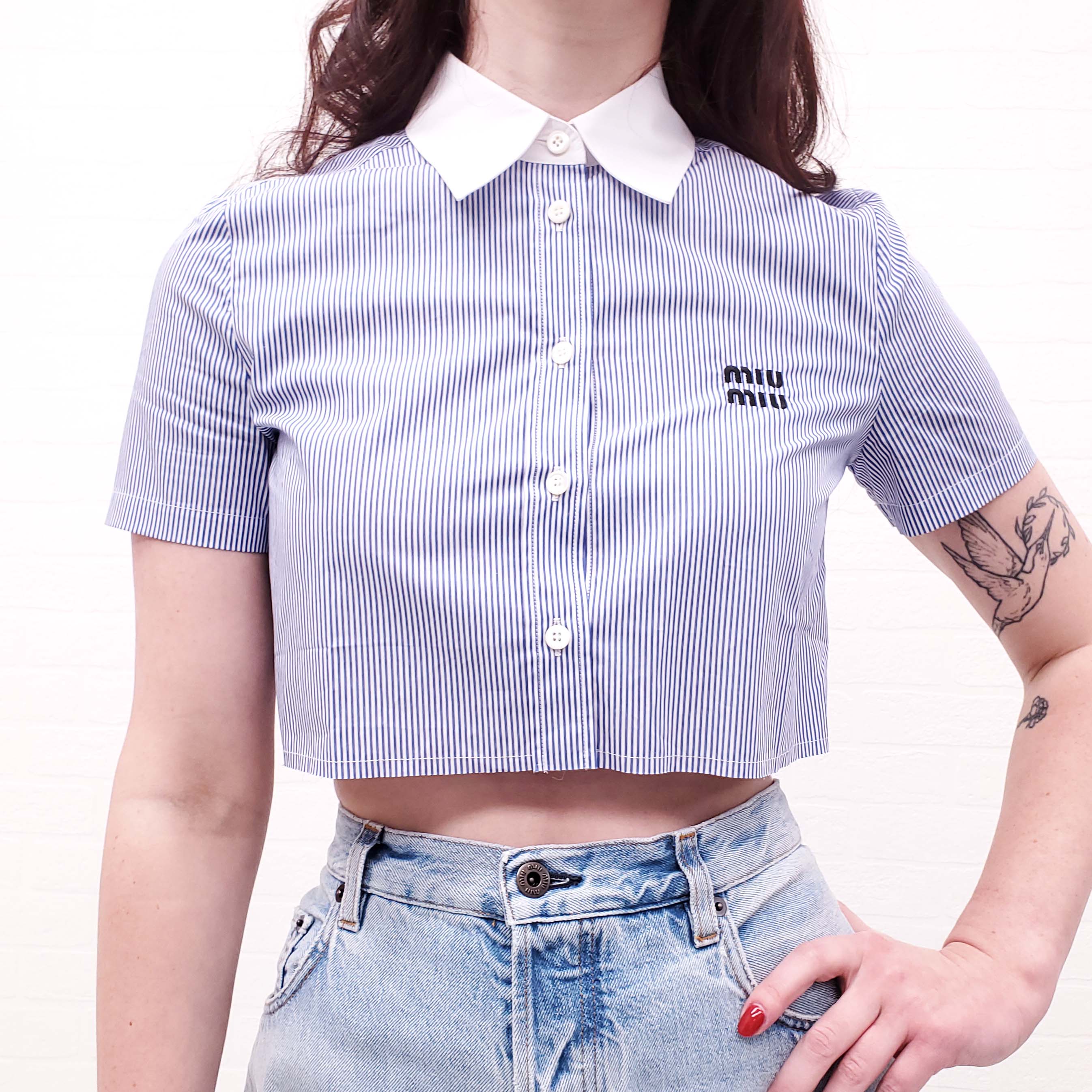 MIU MIU STRIPED CROPPED EMBROIDERED LOGO POPLIN SHIRT - SIZE 36