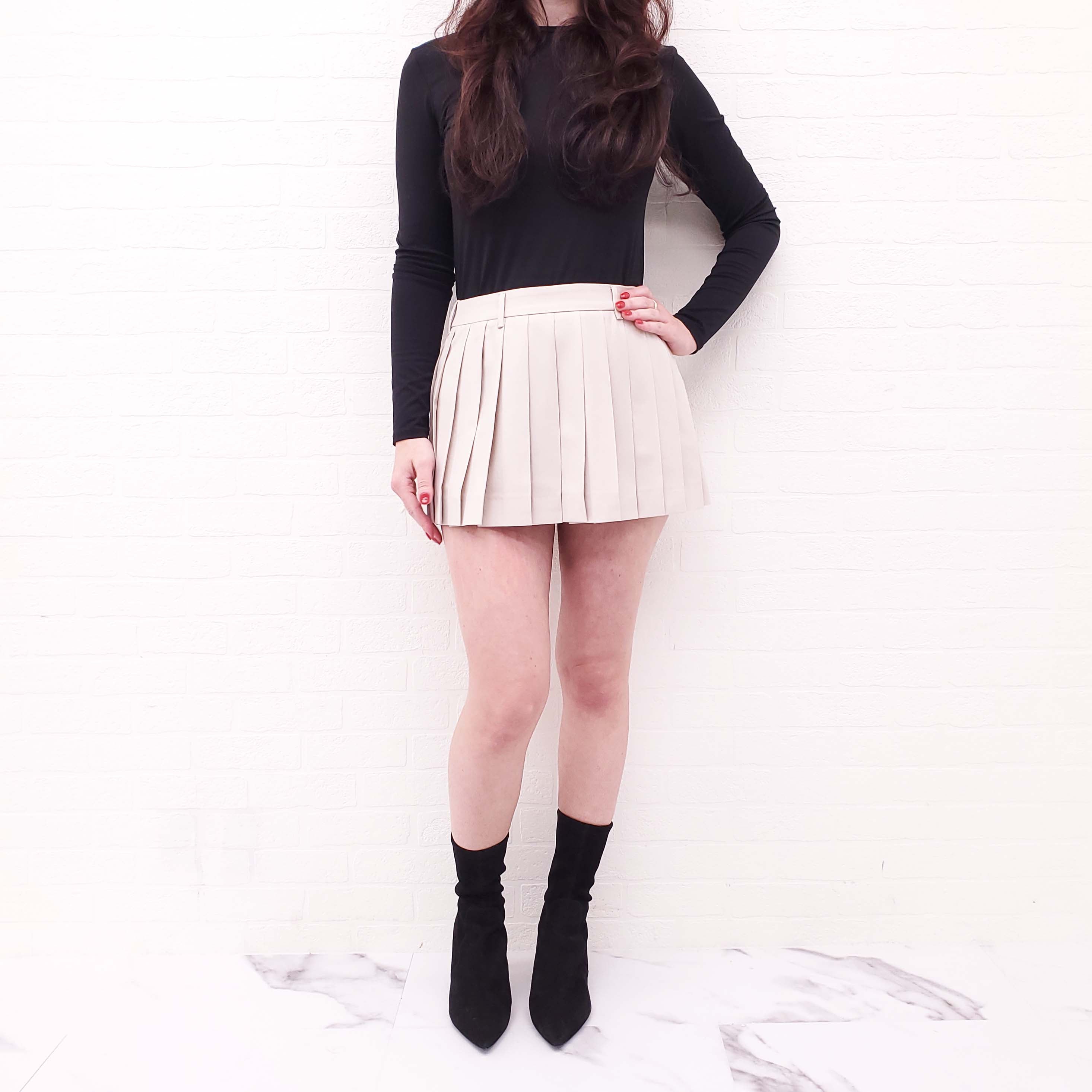 MIU MIU CREAM PLEATED SKIRT - SIZE 36