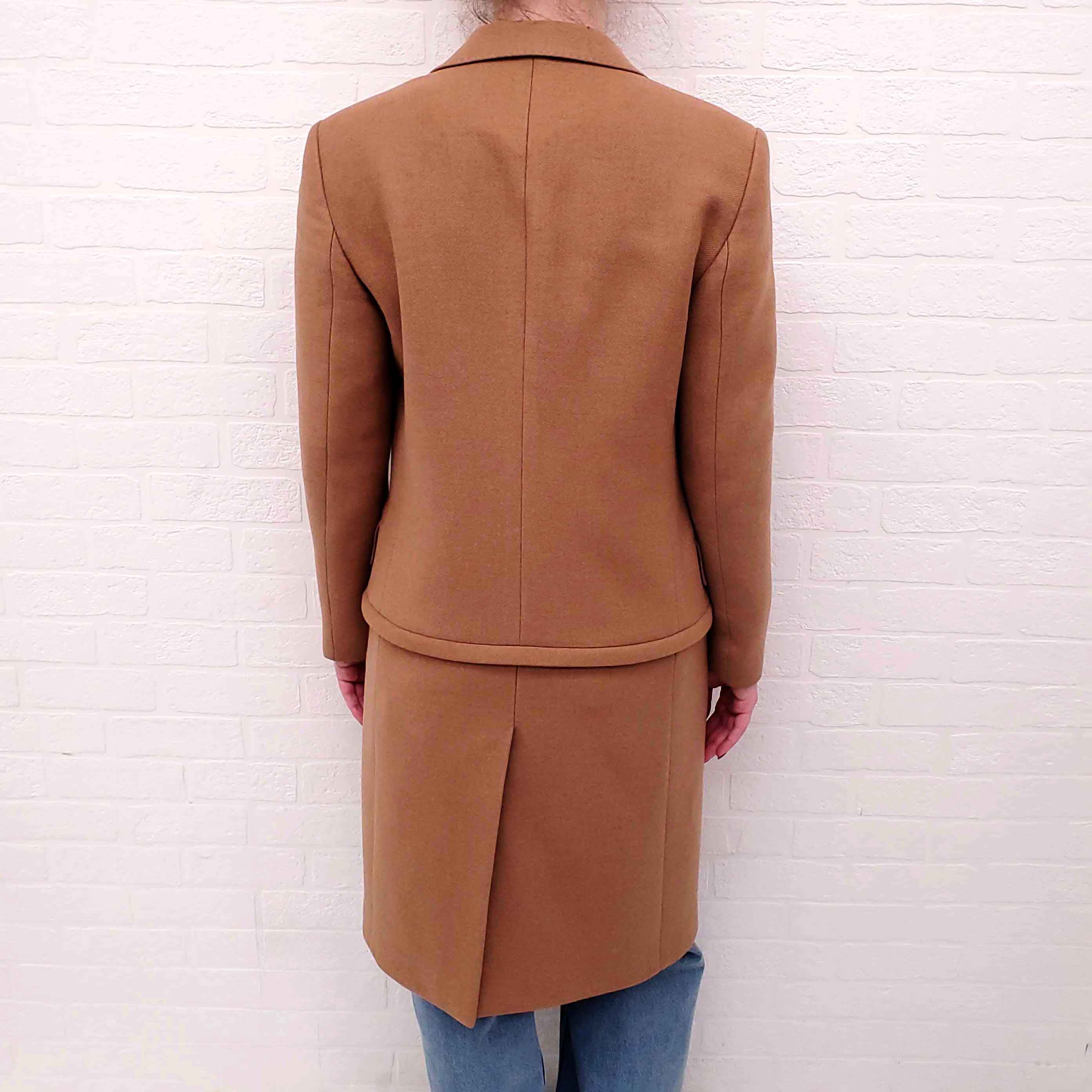 BURBERRY PEACOAT WITH PUFFER DETAIL - SIZE 4