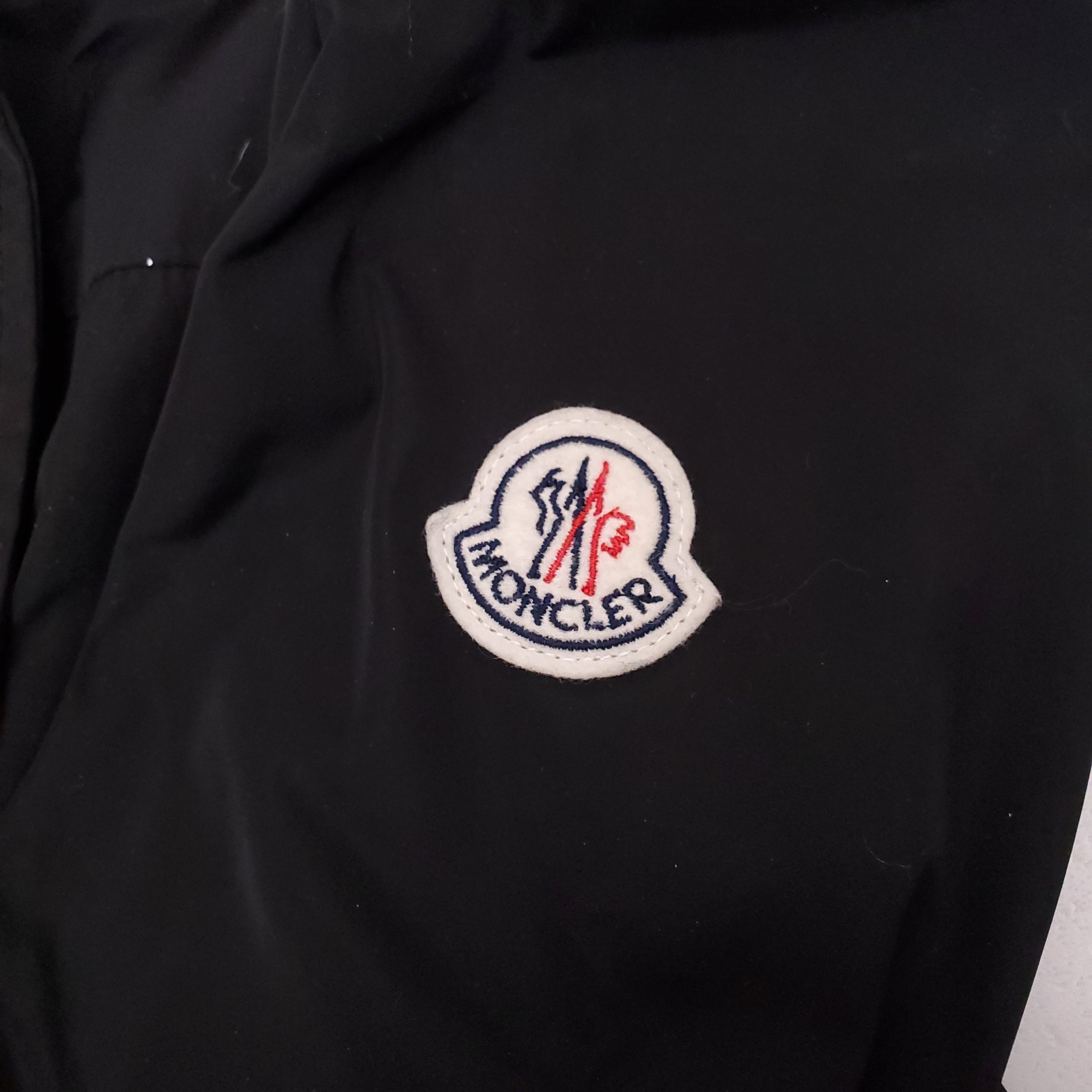 MONCLER BLACK WINDBREAKER WITH CINCHED WAIST - SIZE 2 (M)