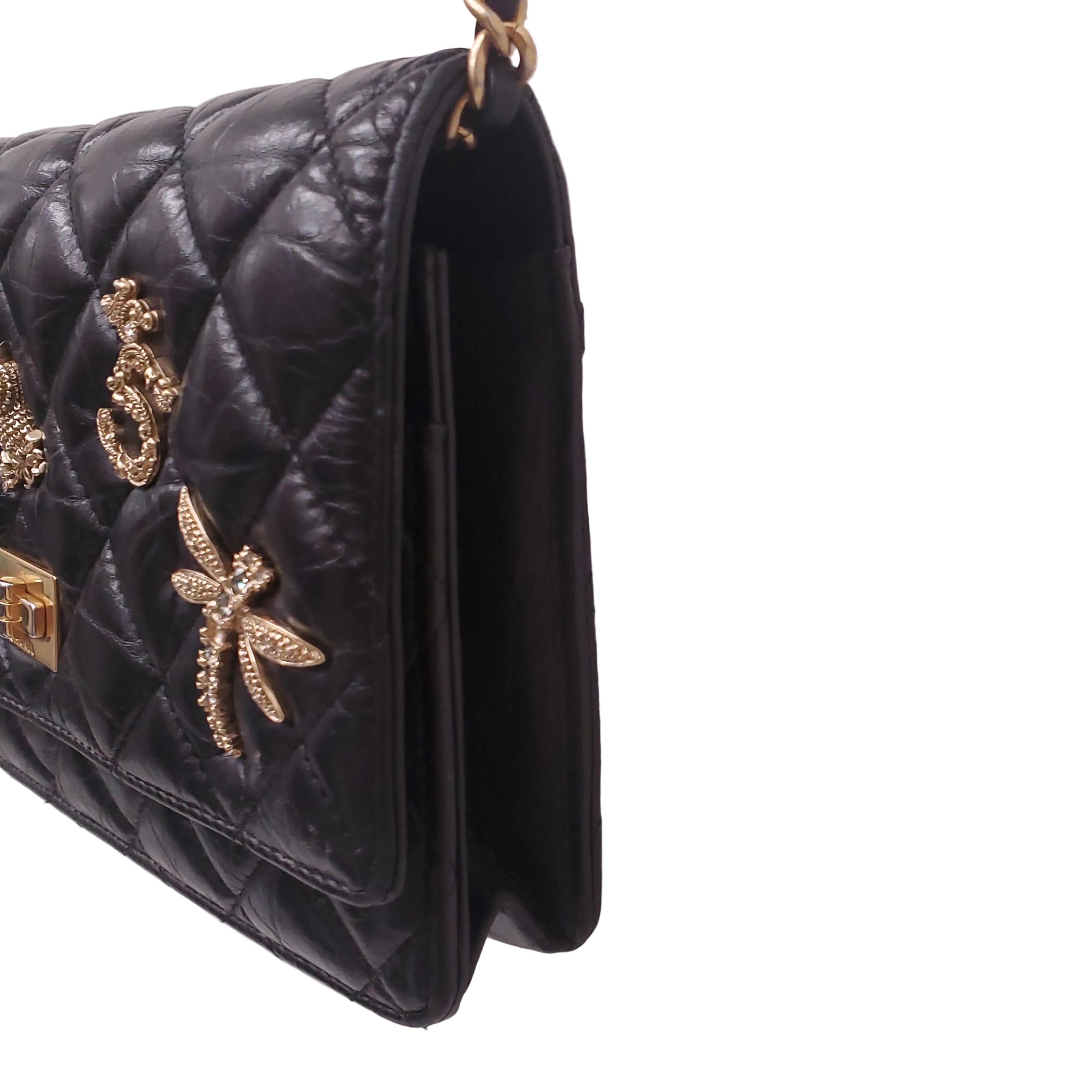 CHANEL BLACK QUILTED CALFSKIN LUCKY CHARMS 2.55 RE-ISSUE WALLET ON CHAIN