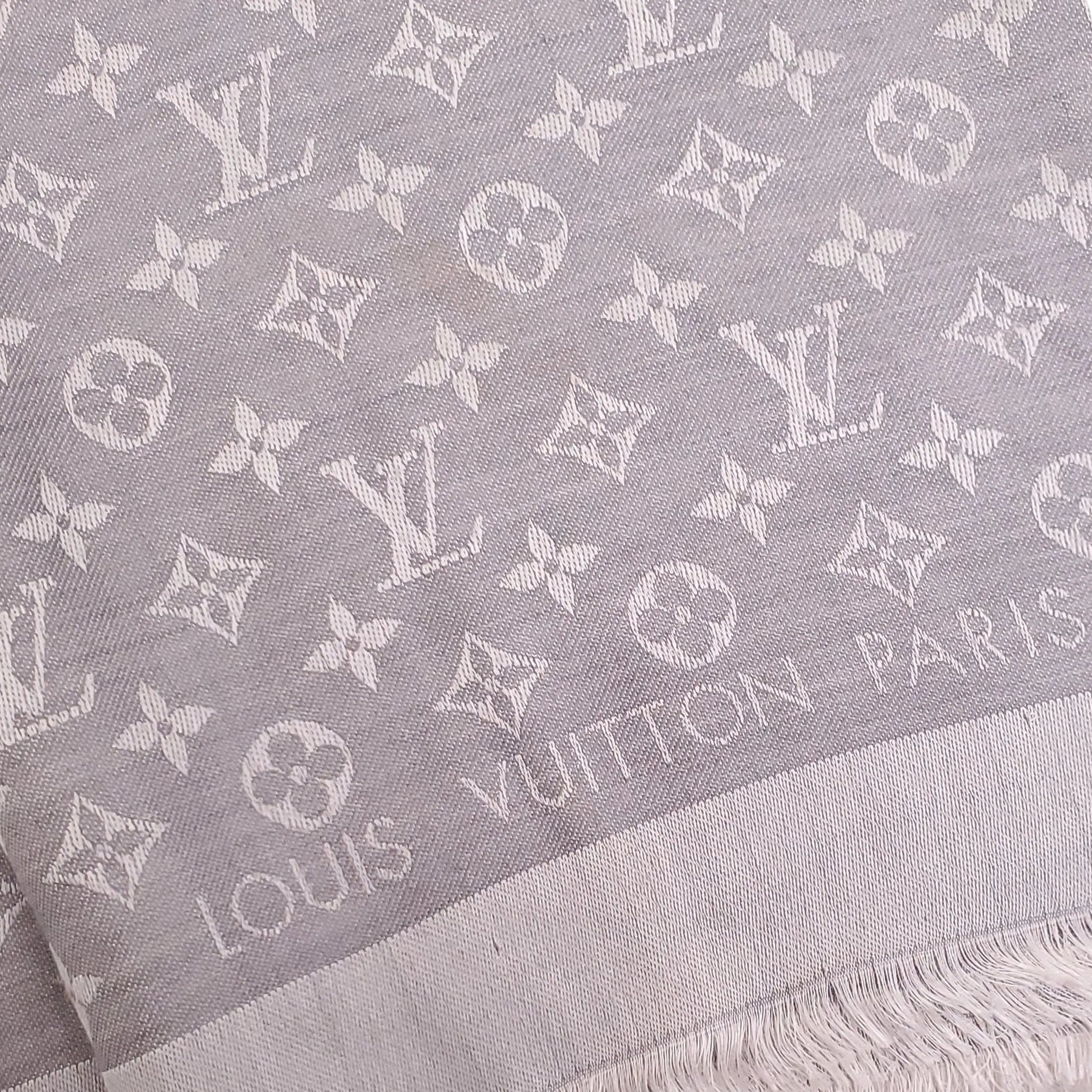 LOUIS VUITTON GREY MONOGRAM TWO-TONE SCARF