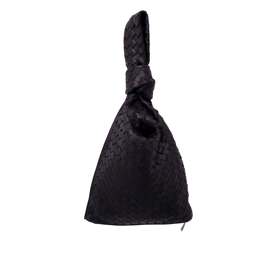 BOTTEGA VENETA BLACK WOVEN WRISTLET BAG