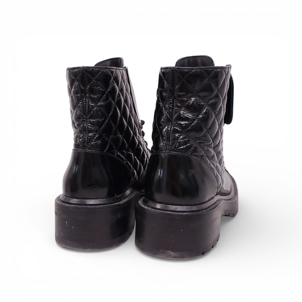 CHANEL 2022 BLACK PATENT QUILTED COMBAT BOOTS - SIZE 39C