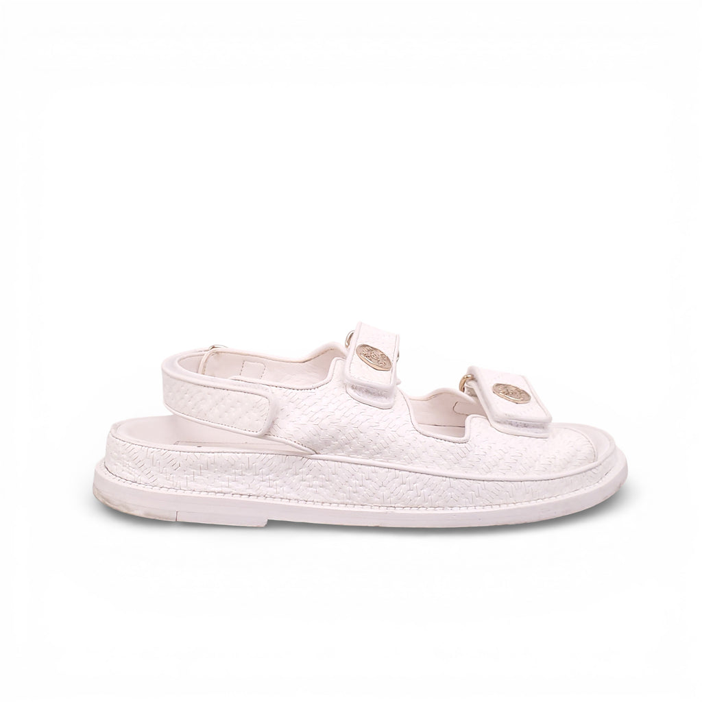 CHANEL CREAM TEXTURED LEATHER DAD SANDALS WITH LOGO - SIZE 39