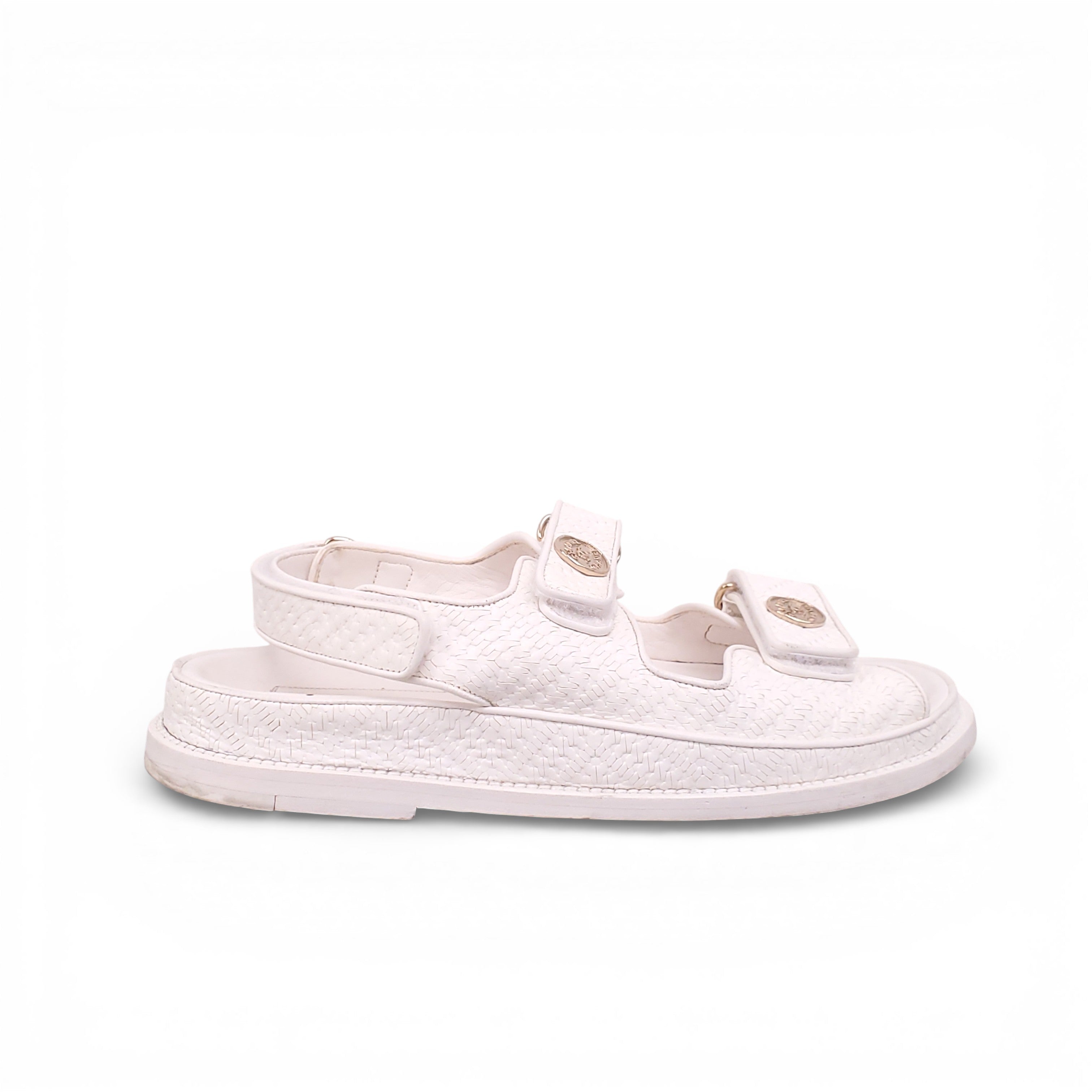 CHANEL CREAM TEXTURED LEATHER DAD SANDALS WITH LOGO - SIZE 39