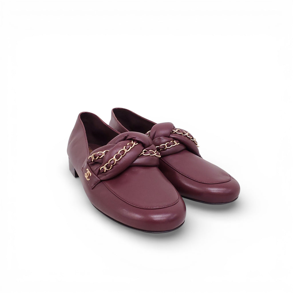 CHANEL BURGUNDY LOAFERS WITH CHAIN DETAIL - SIZE 38.5C