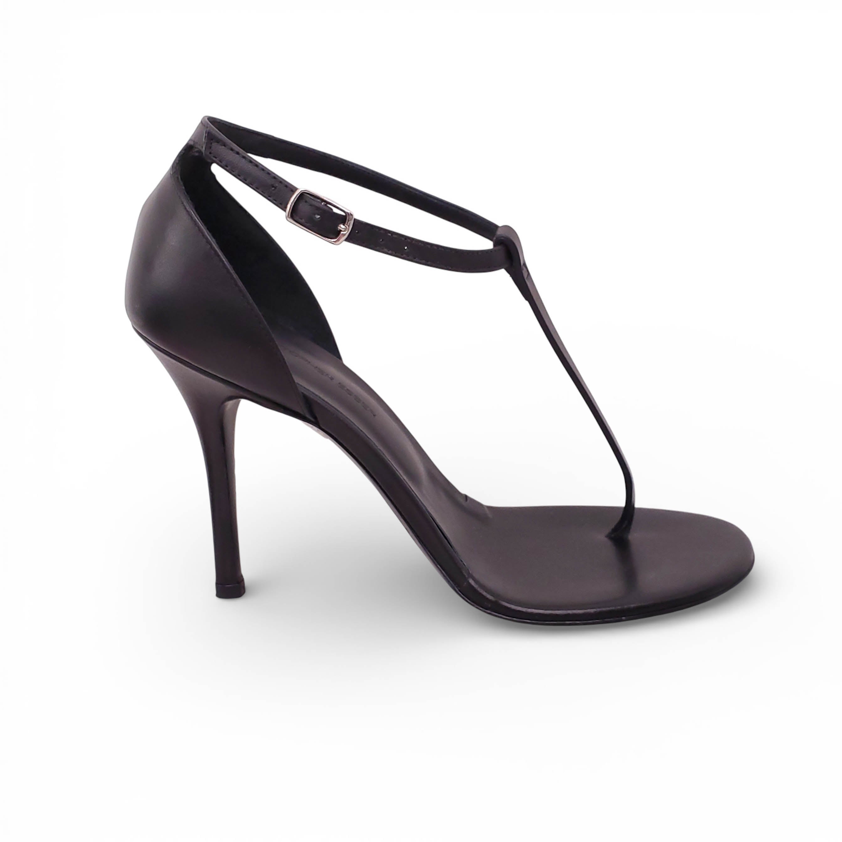 CHRISTOPHER ESBER BLACK THONG HEELS - SIZE 39