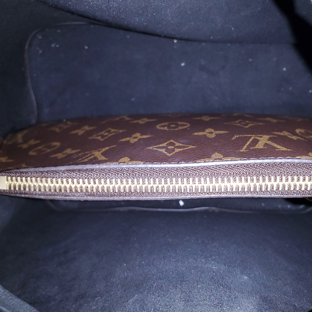 LOUIS VUITTON MONOGRAM NENEO BAG