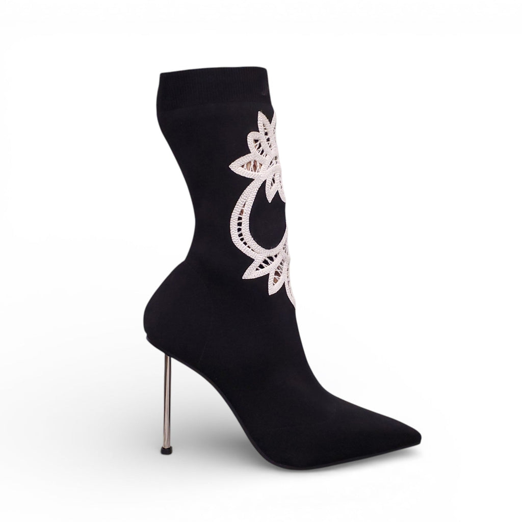 ALEXANDER MCQUEEN SOCK BOOTIES WITH LACE BROCADE DETAIL - SIZE 39