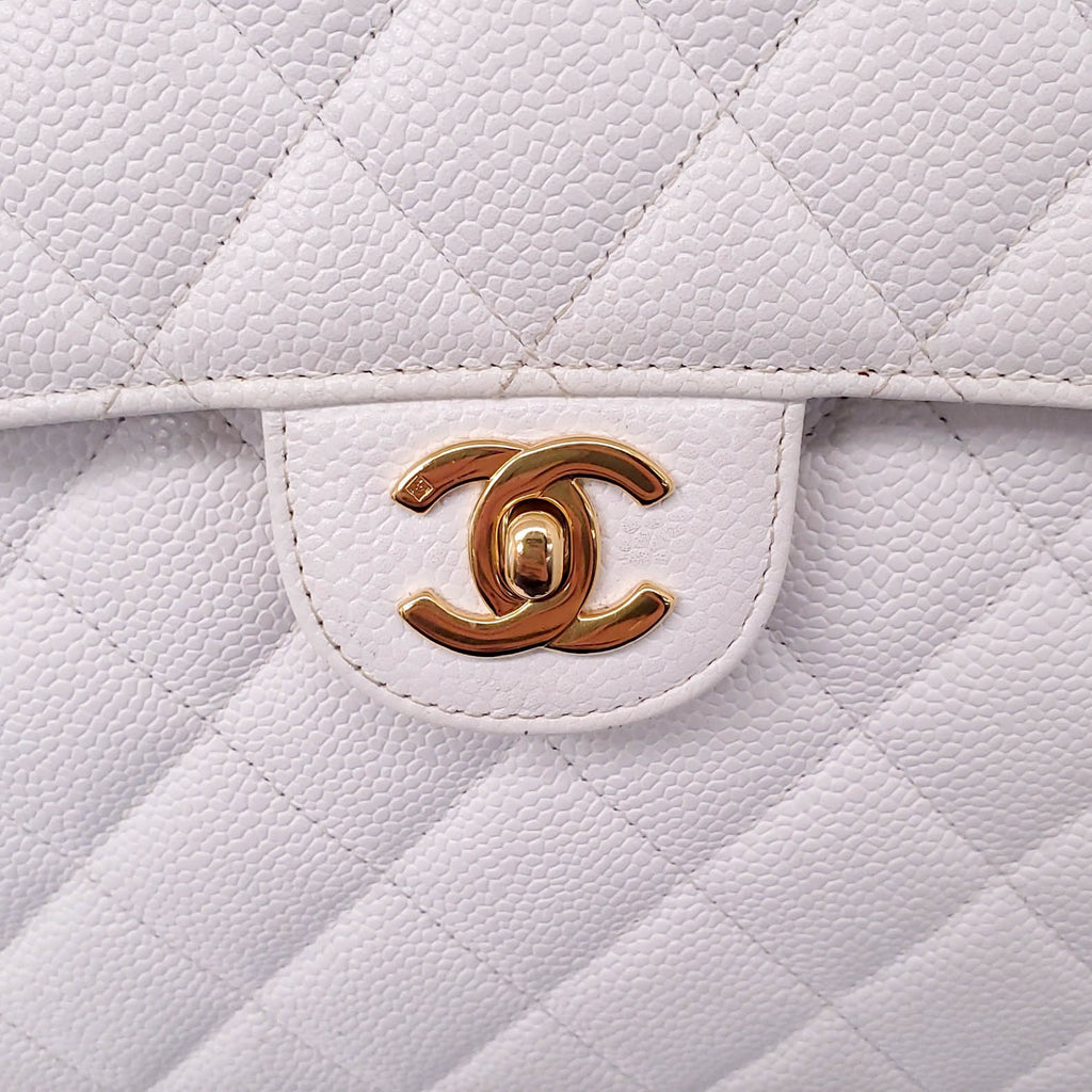 CHANEL VINTAGE CLASSIC WHITE QUILTED CAVIAR JUMBO SINGLE FLAP BAG