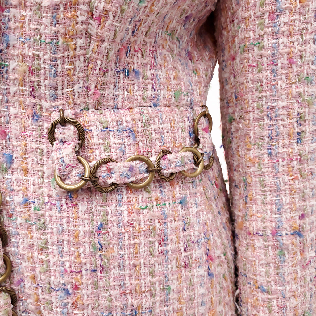 CHANEL PINK TWEED SUIT WITH CHAIN DETAIL - SIZE 40