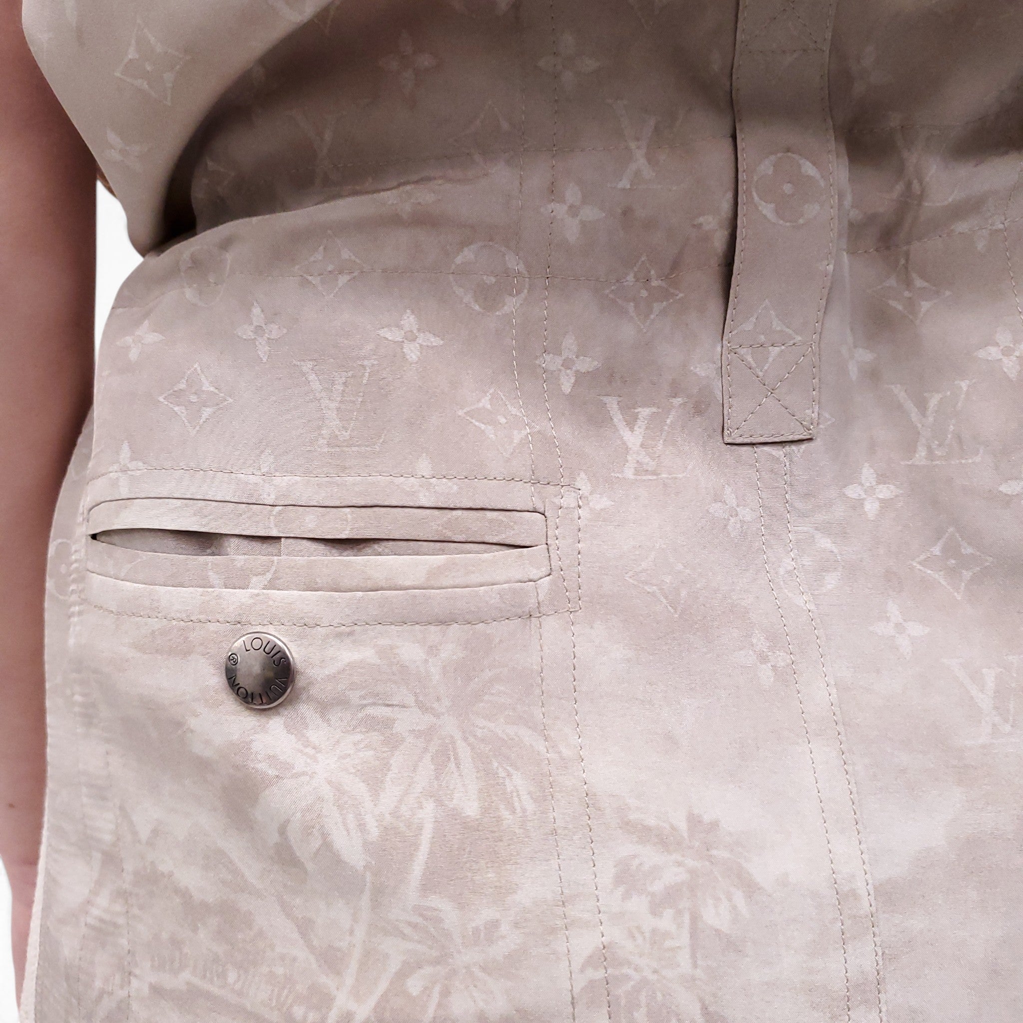 LOUIS VUITTON LOGO TAPESTRY PATTERED DRESS WITH CROCHET DETAIL - SIZE 34