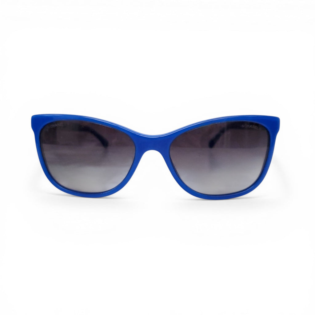 CHANEL BRIGHT BLUE SUNGLASSES WITH CHAIN DETAIL