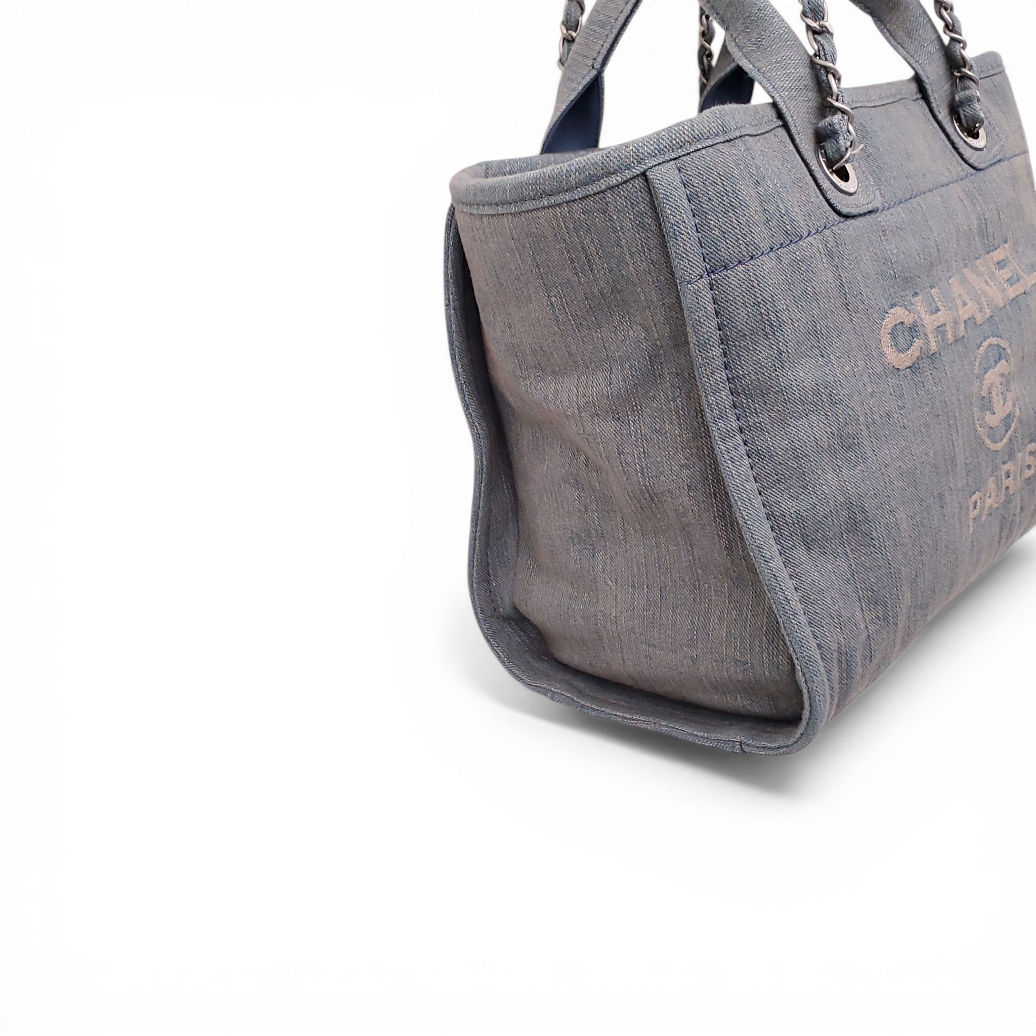 CHANEL DENIM PETITE DEAUVILLE SHOPPING TOTE BAG