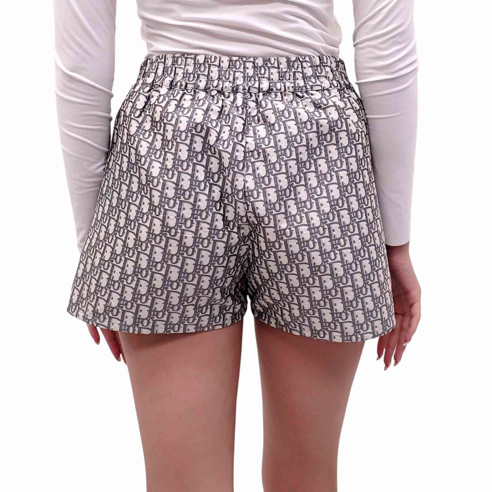 CHRISTIAN DIOR GREY OBLIQUE LOGO SHORTS - SIZE 2 – Rewind Couture