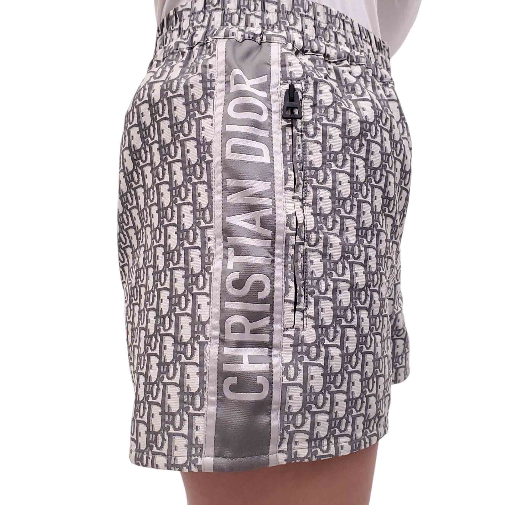 CHRISTIAN DIOR GREY OBLIQUE LOGO SHORTS - SIZE 2 – Rewind Couture