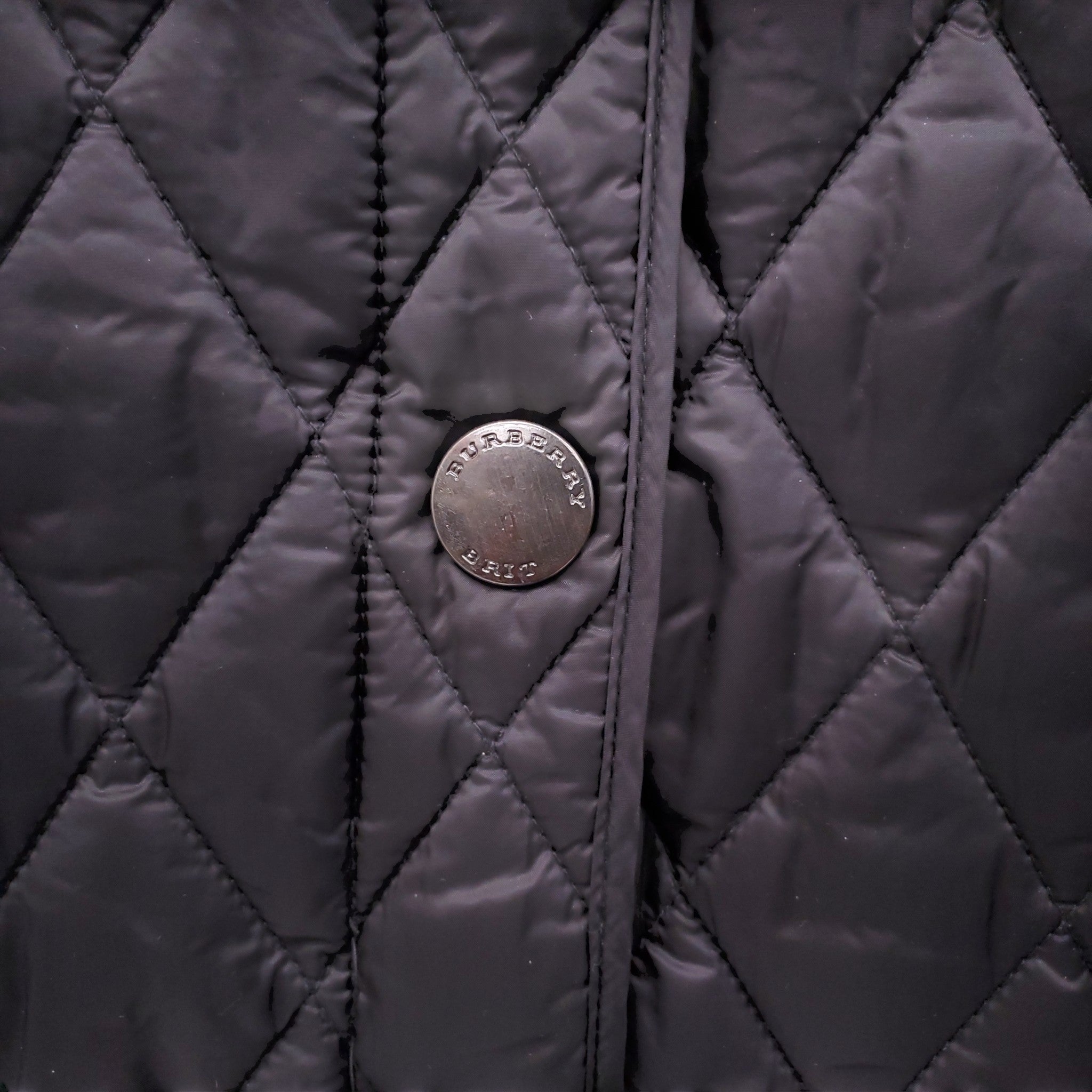 BURBERRY BLACK QUILTED JACKET - SIZE M