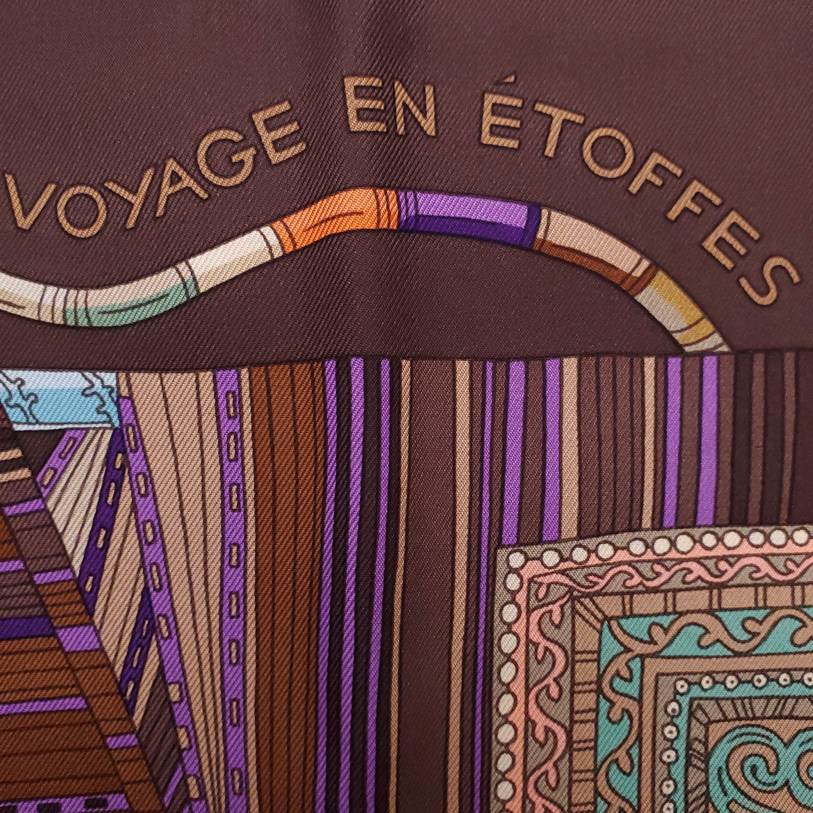 HERMÈS VOYAGE EN ÉTOFFES PATTERNED SCARF