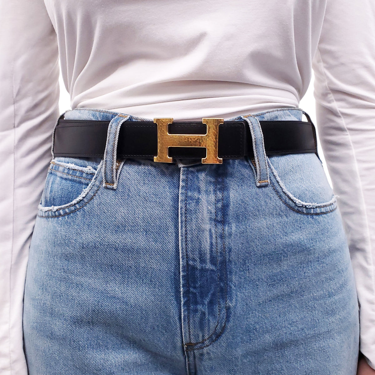Hermès reversible black/Brown belt. Authentic Hermes Reversible Black Crocodile Embossed/Brown  main image 2