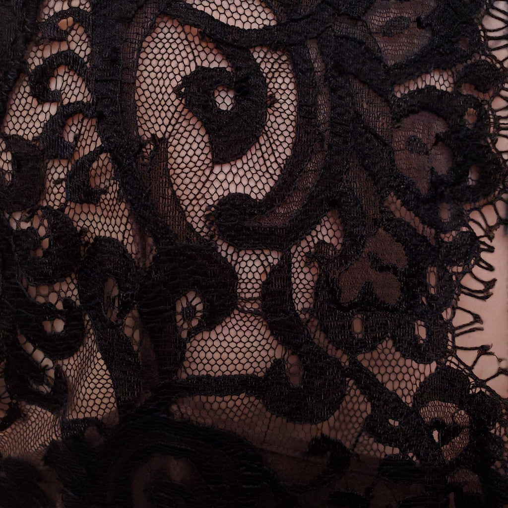 GUCCI BLACK LACE GOWN - SIZE 40