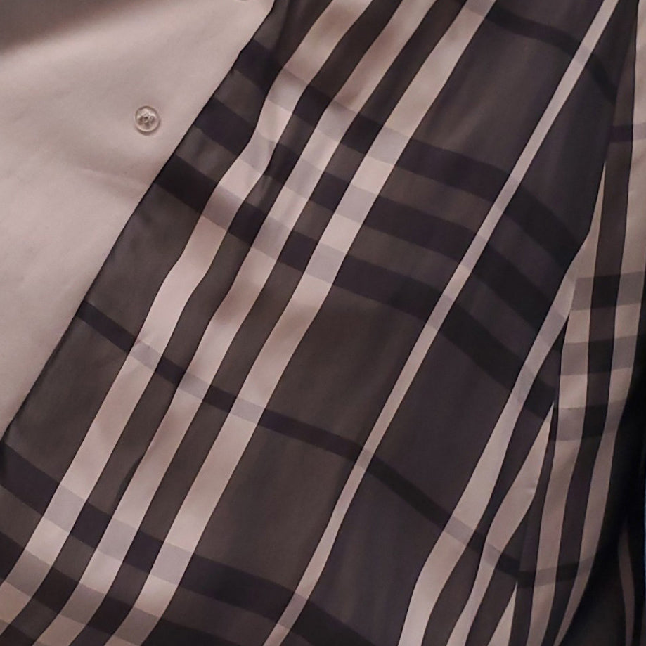 BURBERRY TRENCH COAT WITH PLEATED DETAIL - SIZE US 2