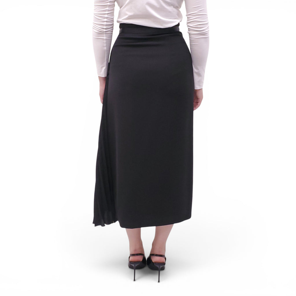 PRADA BLACK RE-NYLON PLEATED SKIRT WITH BELT DETAIL - SIZE 40