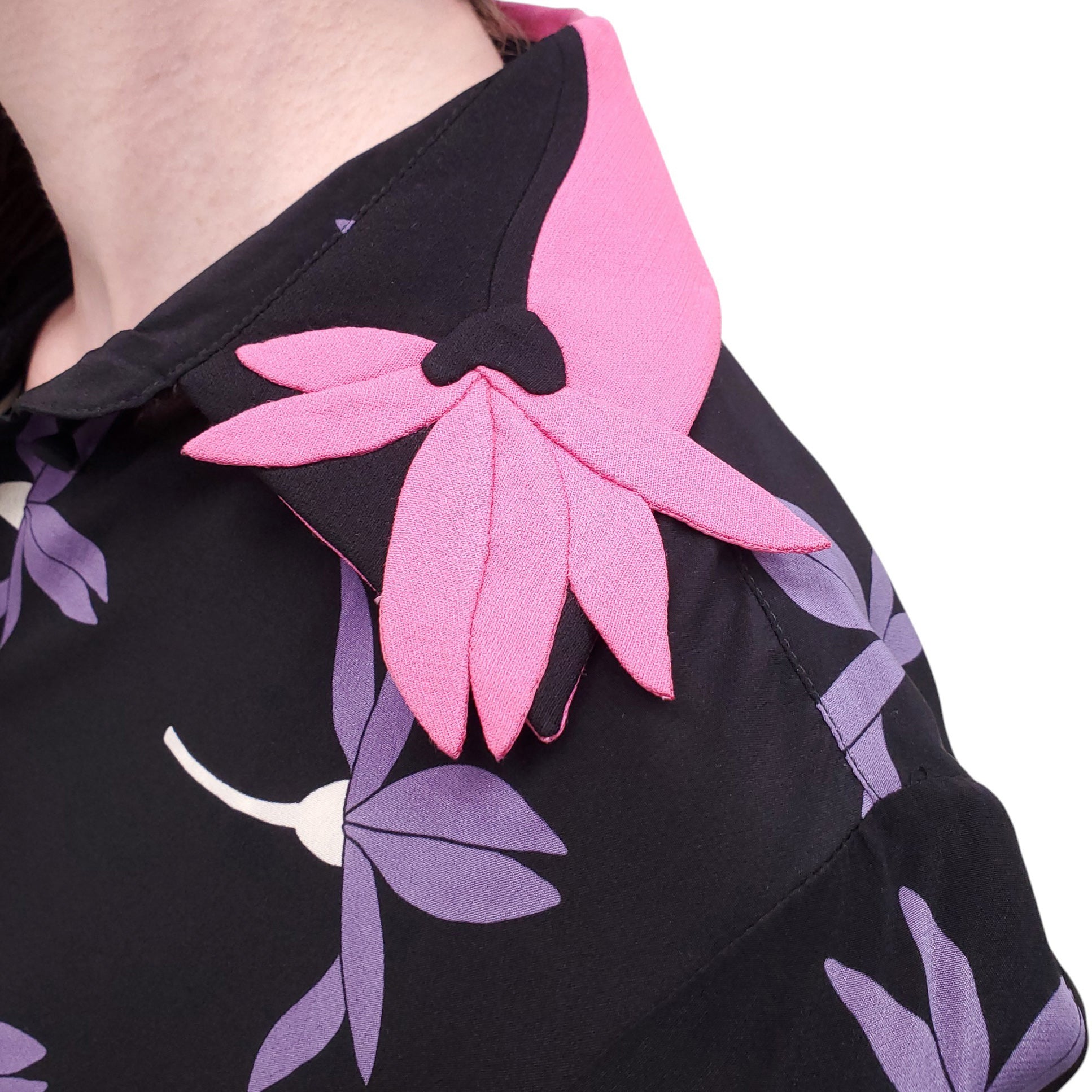 VALENTINO BLACK AND PURPLE FLORAL PATTERNED SILK BLOUSE - SIZE 38